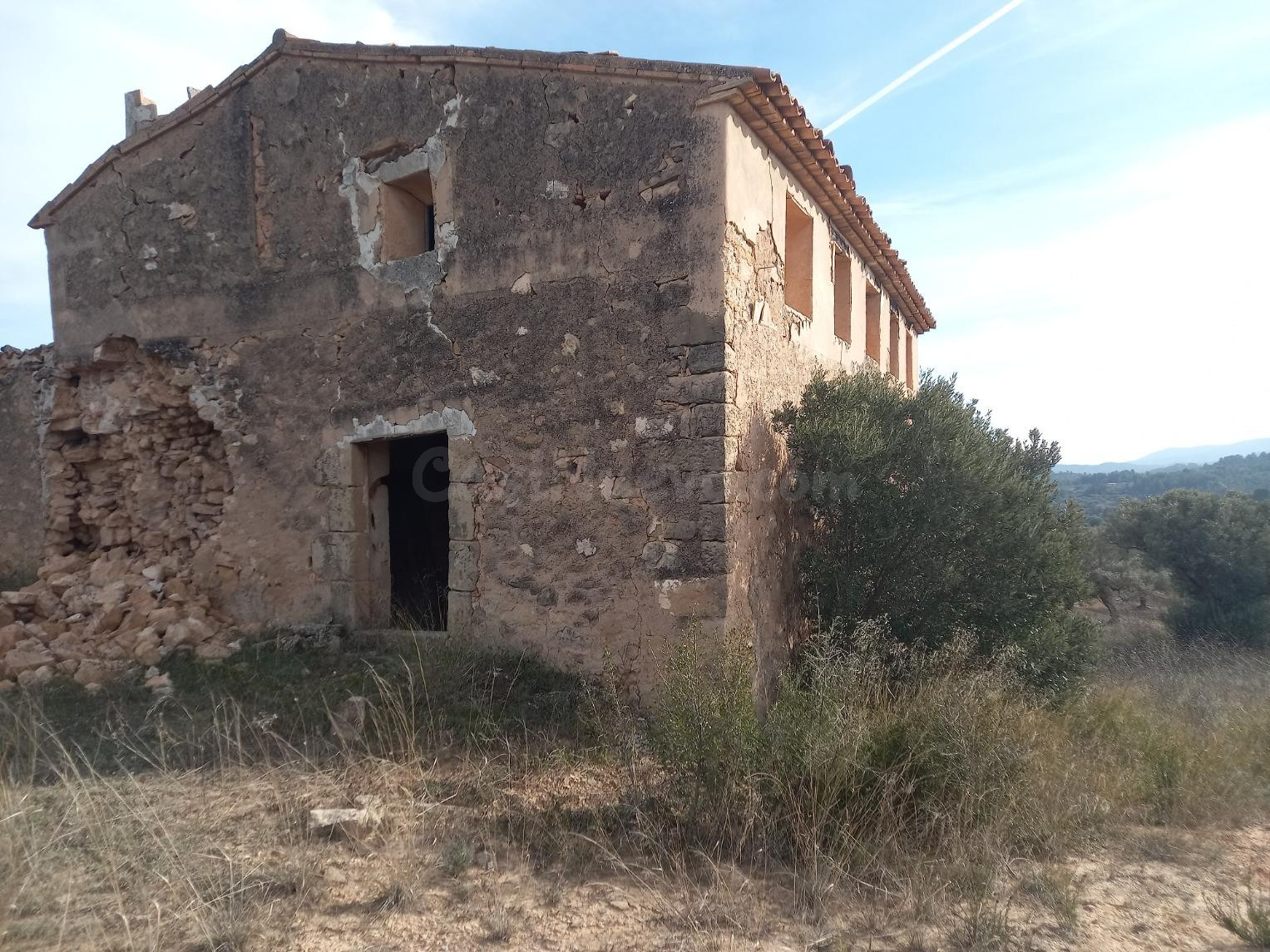 OPORTUNIDAD GRAN FINCA AGRICOLA CON COSTRUCCION DE 200 M2 PA - foto 2