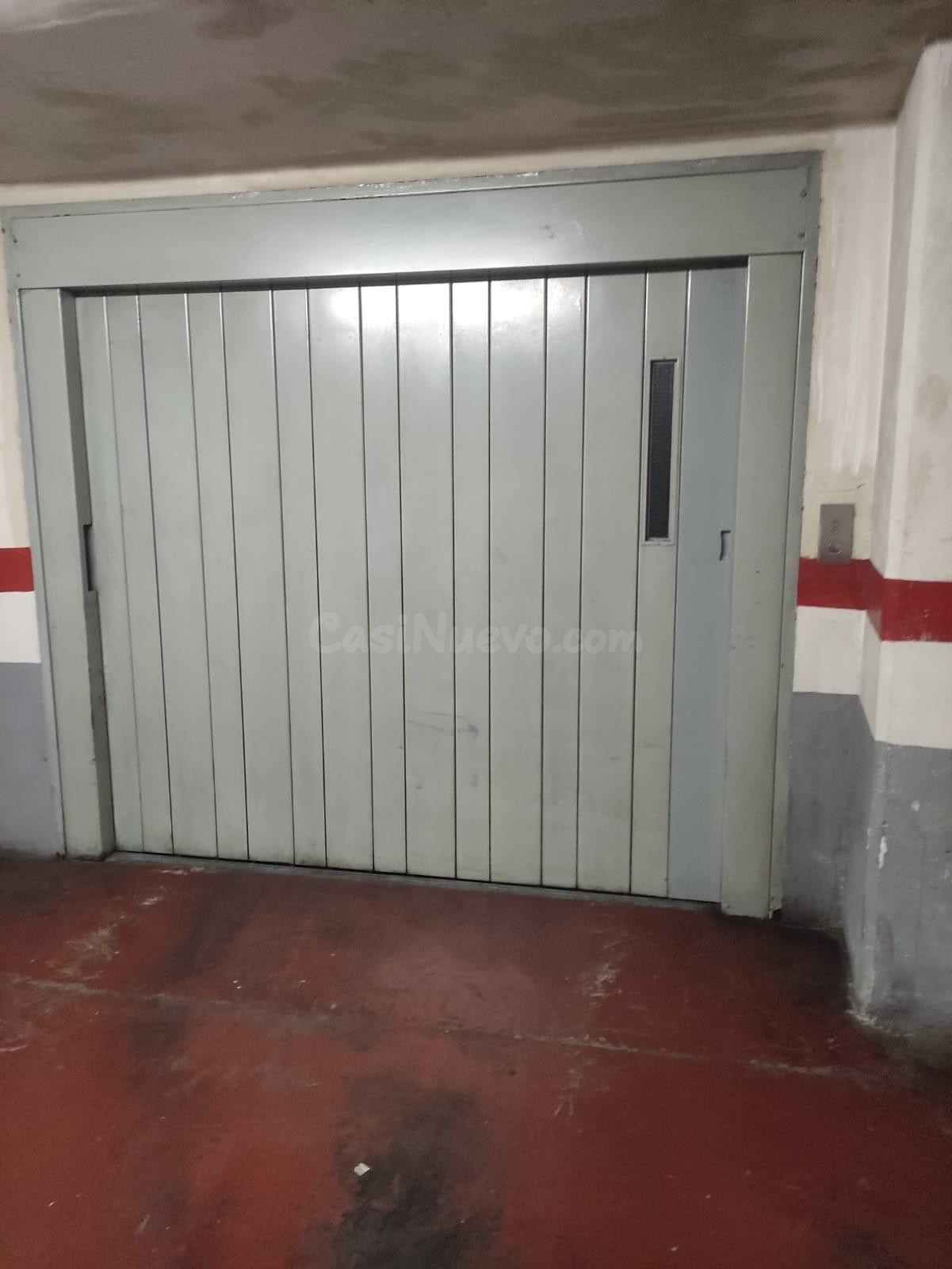 Plaza de garaje amplia y de fácil acceso. - foto 4
