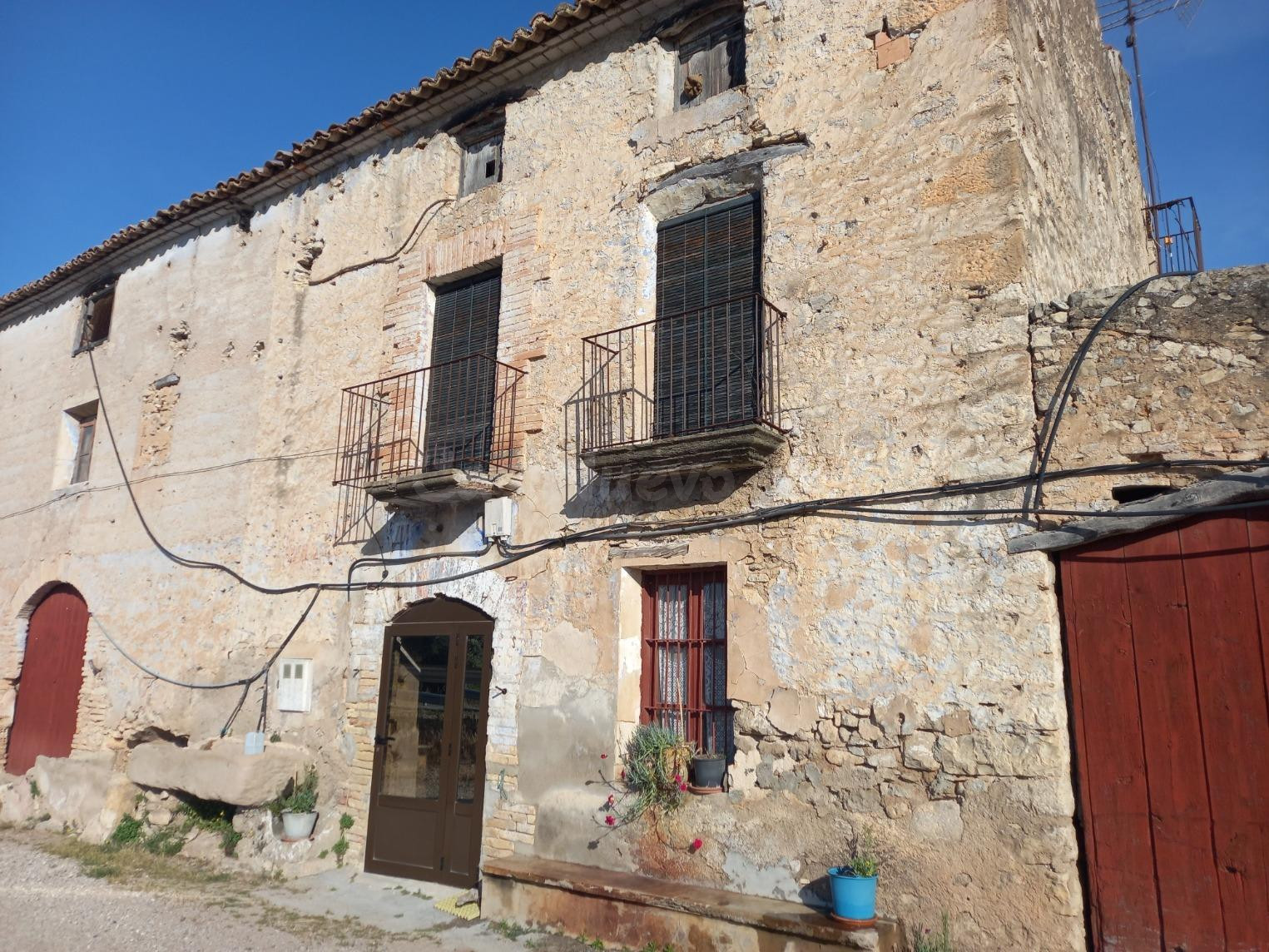 OPORTUNIDAD HACIENDA DE REGADIO CON MASIA Y CONTRUCCIONES HISTORICAS EN CAMPOSINES ( La Fatarella)