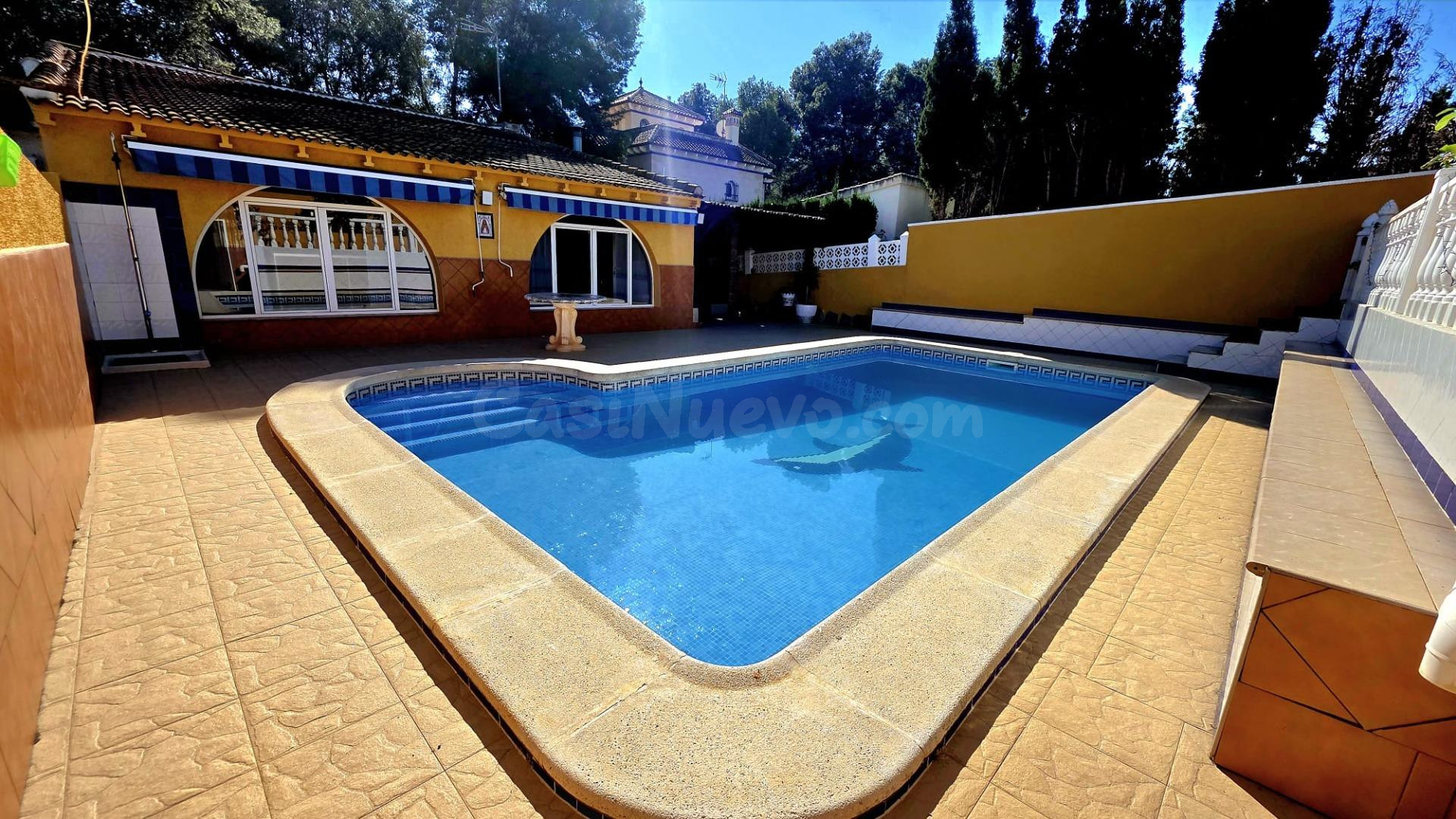Chalet Independiente con Piscina, Sauna y Bodega – Los Balco