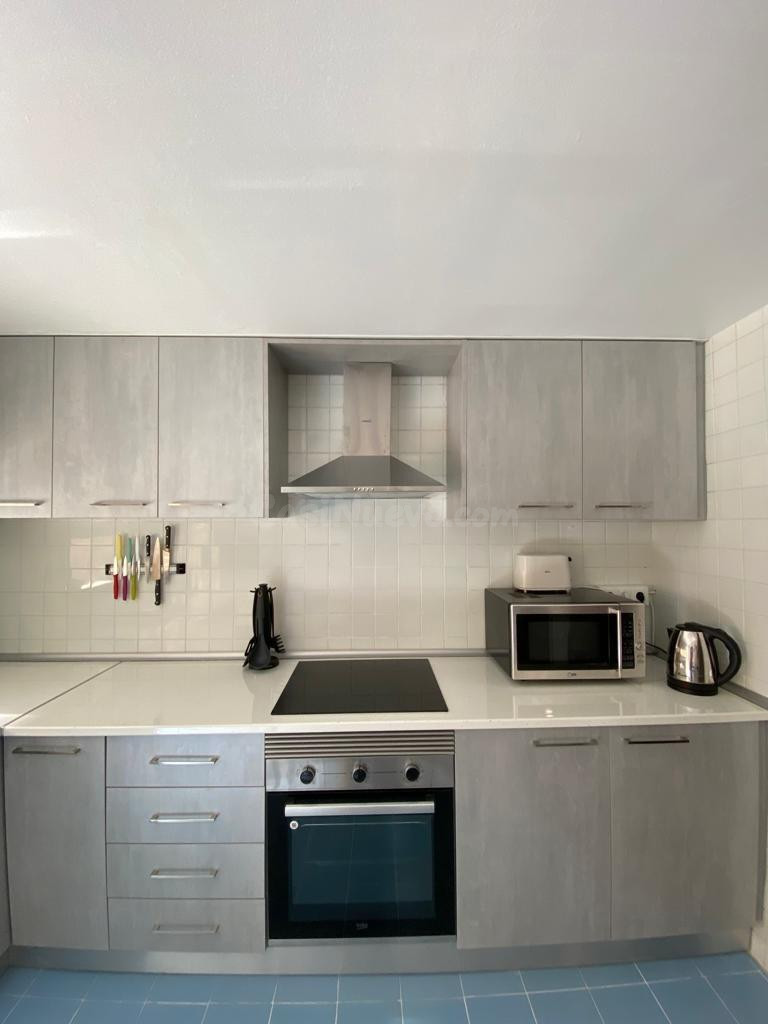 Piso en alquiler por habitaciones para estudiantes en C/ Dos - foto 5
