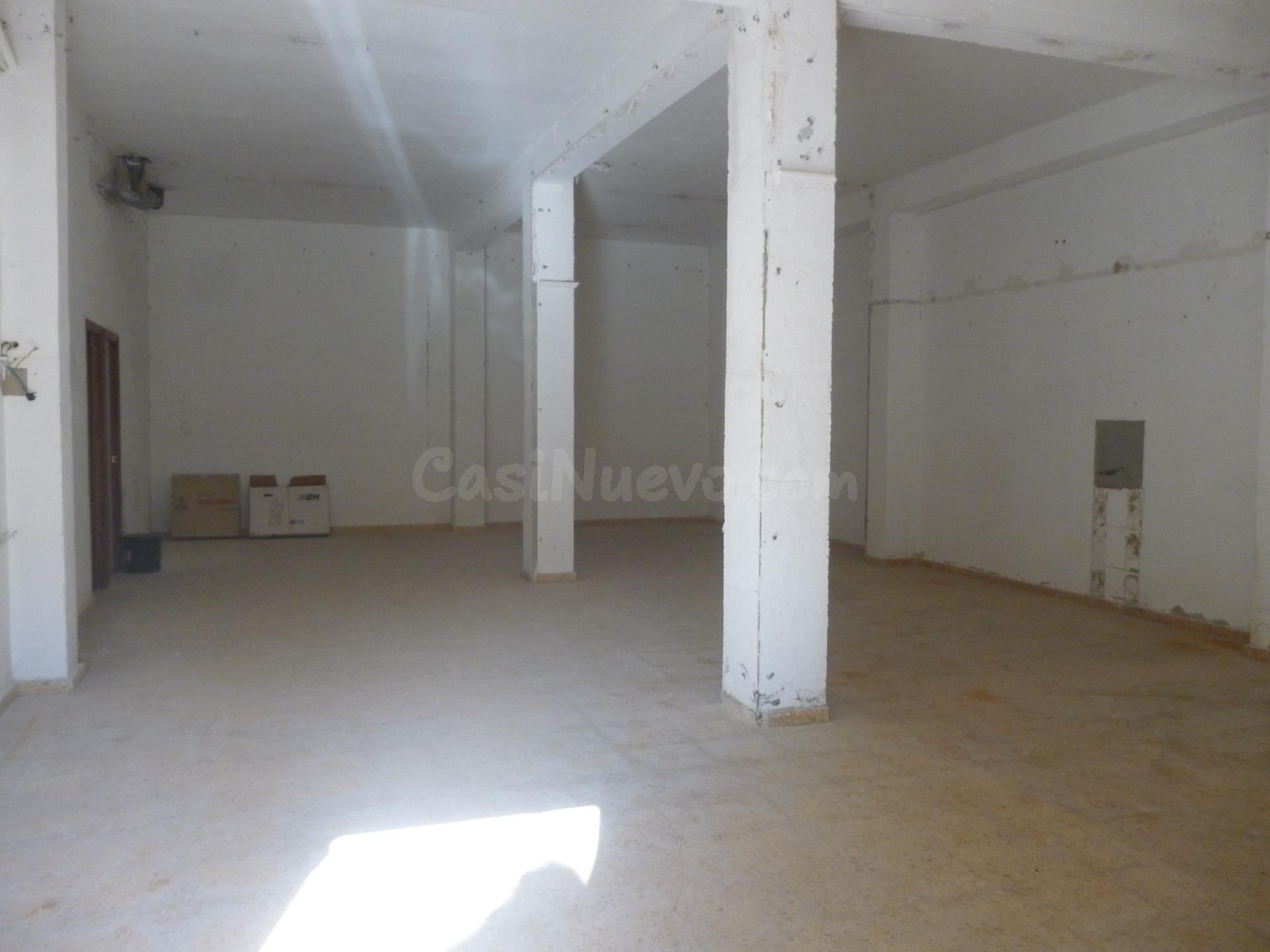 Local comercial en zona El Llombo - Ontinyent - foto 3