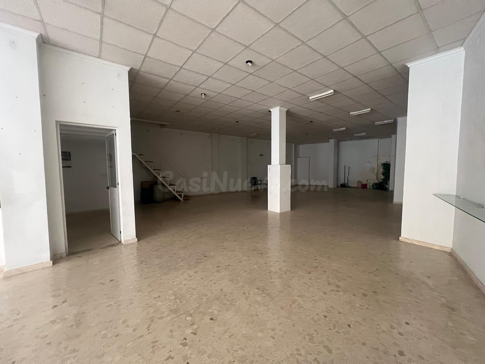 Local comercial en zona L' Almaig - Ontinyent - foto 2
