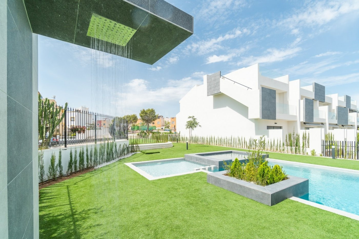 Nuevo conjunto residencial en Los Balcones (Torrevieja) - foto 3
