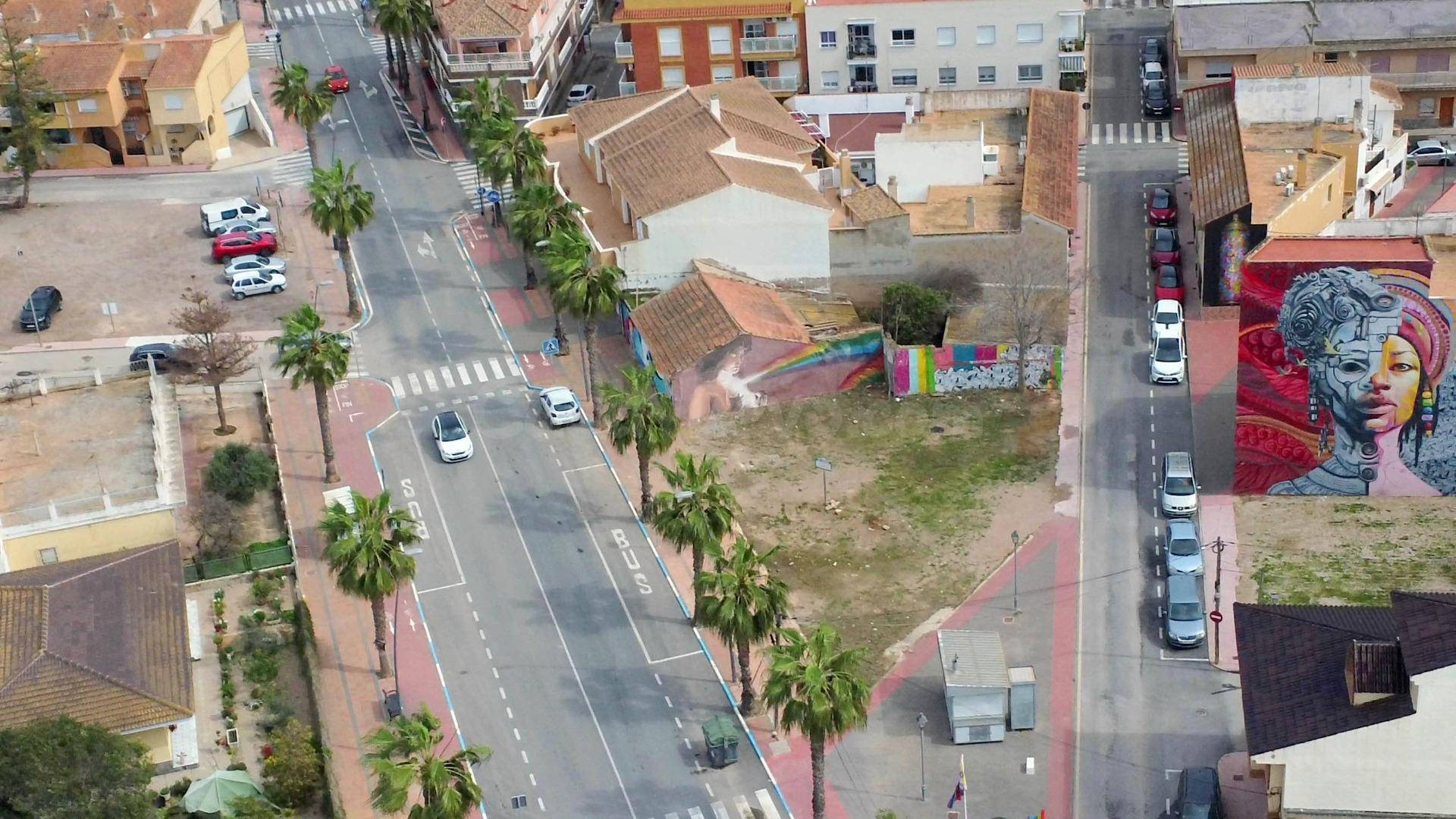 PARCELA PARA APARTAMENTOS EN LOS ALCÁZARES - foto 5