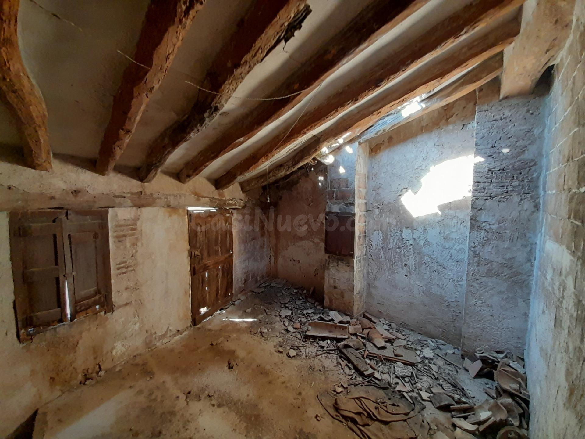 OCASION CASA DEPUEBLO A RESTAURAR TOTALMENTE EN LA FIGUERA - foto 3