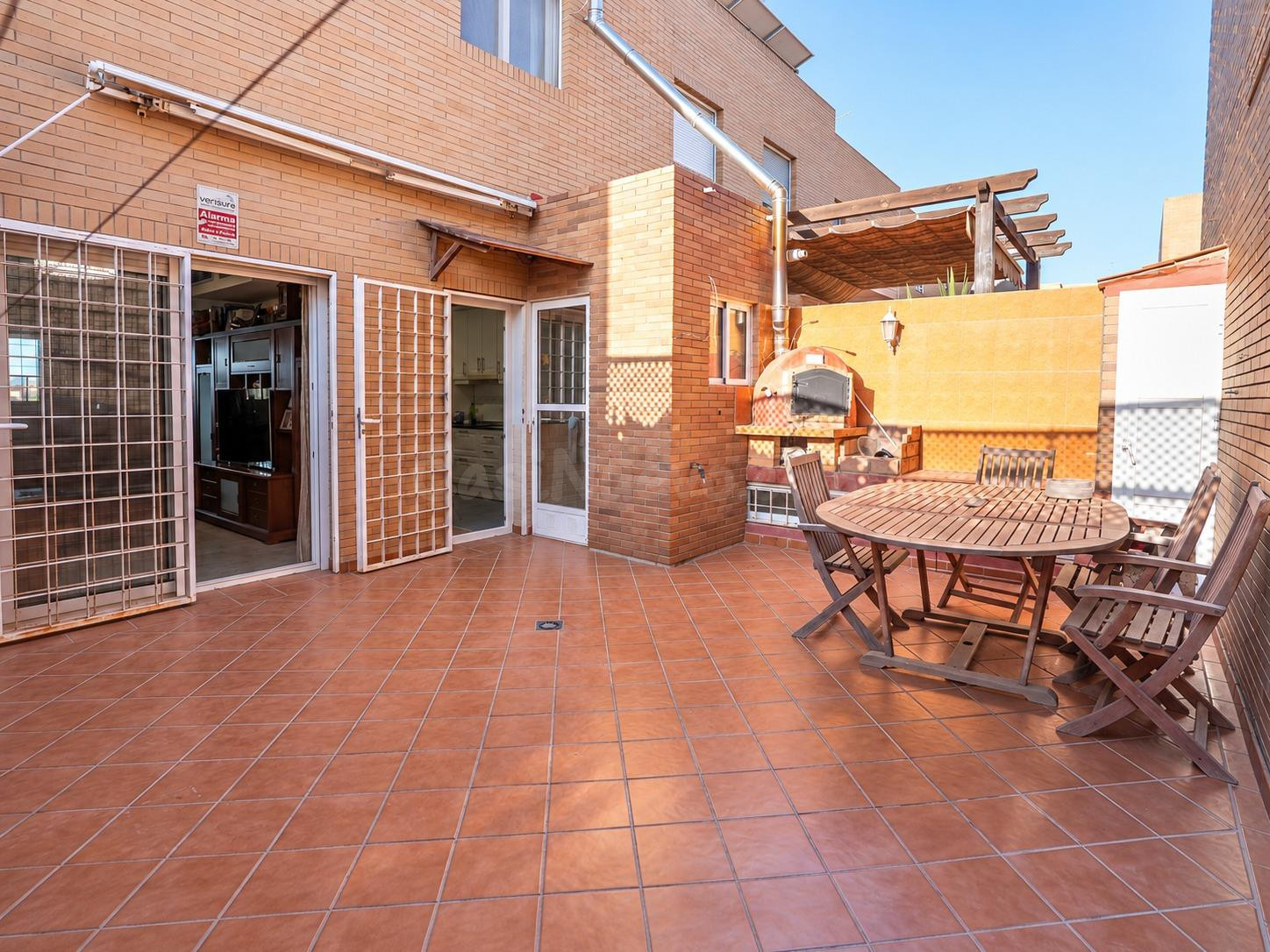 ALCAMPO - ALMERIA: ADOSADO 5 habitaciones + 2 BAÑOS + 1 ASEO - foto 4