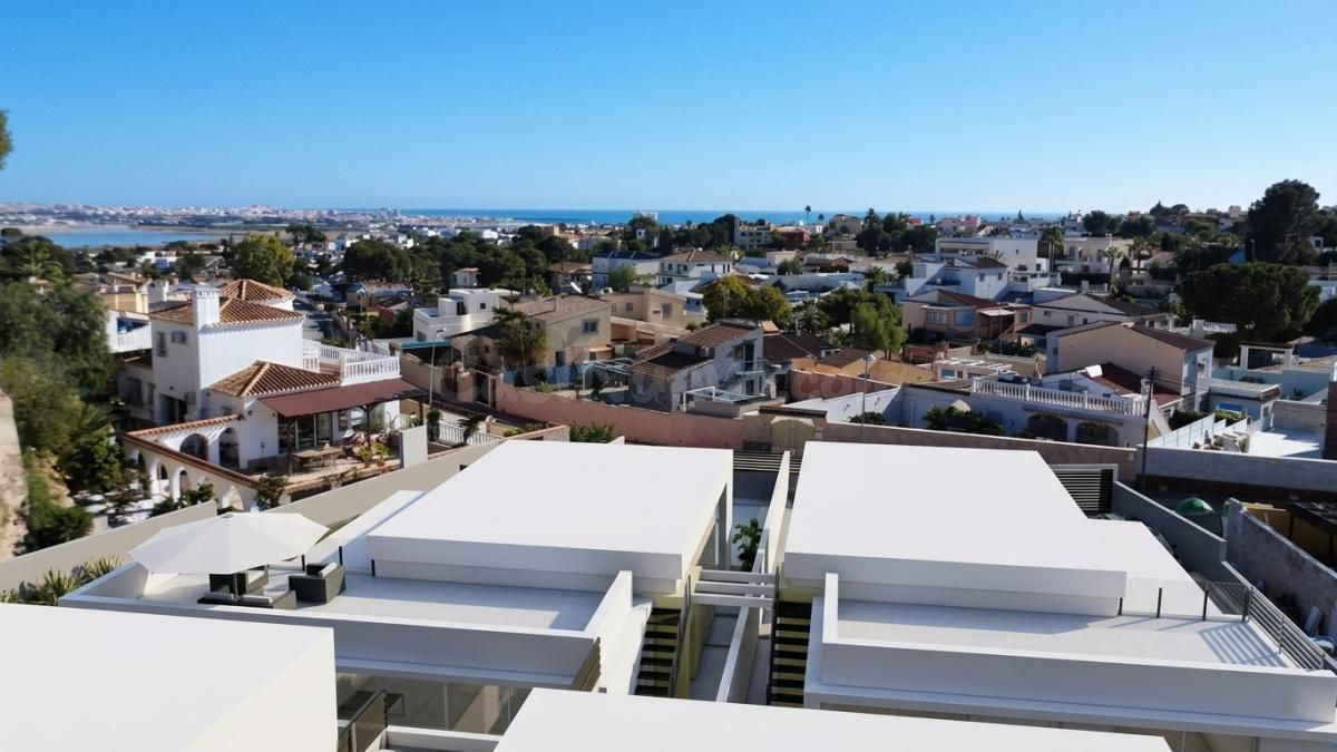 Villa 3 habitaciones 127m² en venta - Urbanización Perla del - foto 3