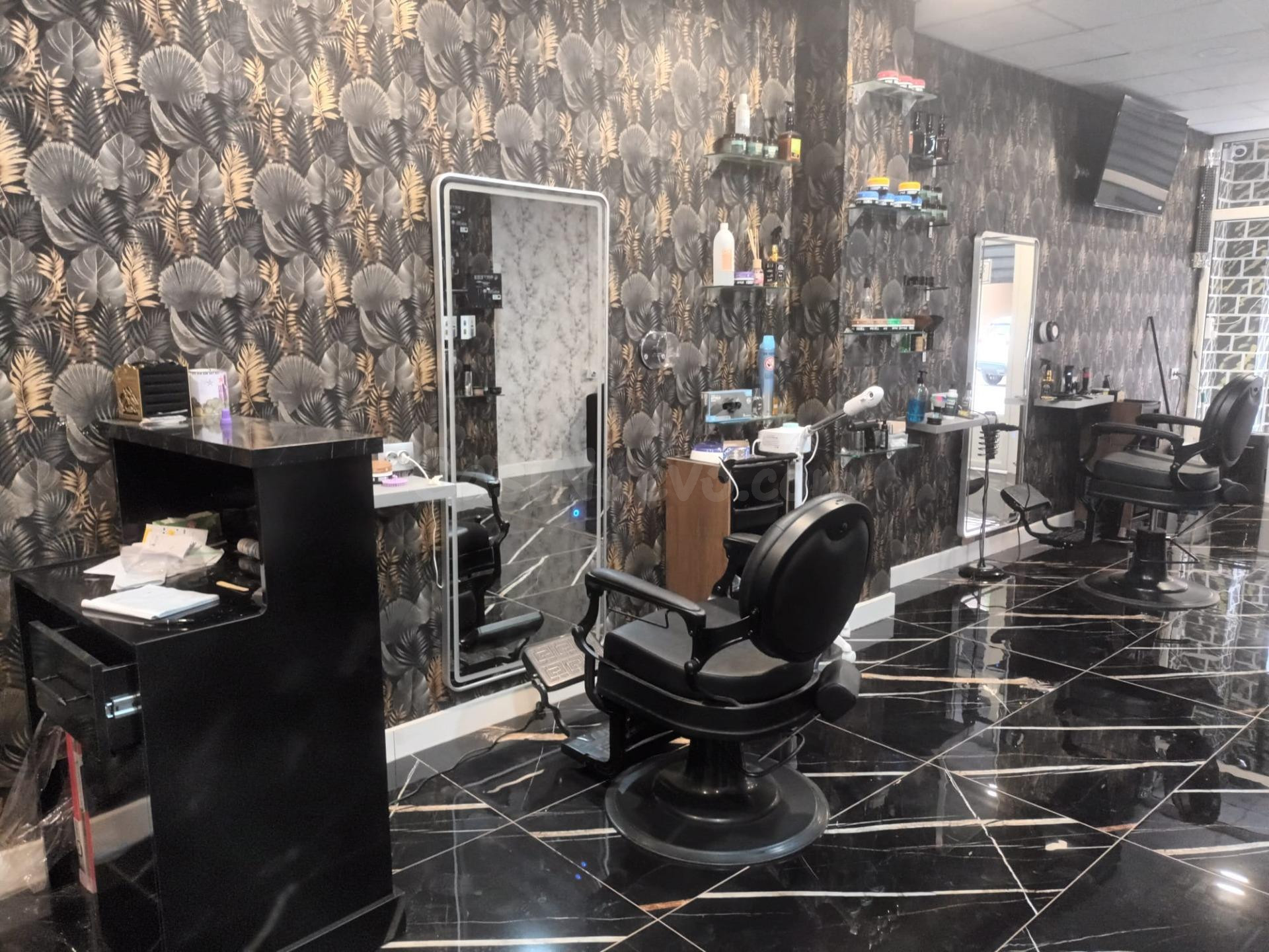 Peluquería en traspaso zona San José - Ontinyent - foto 2