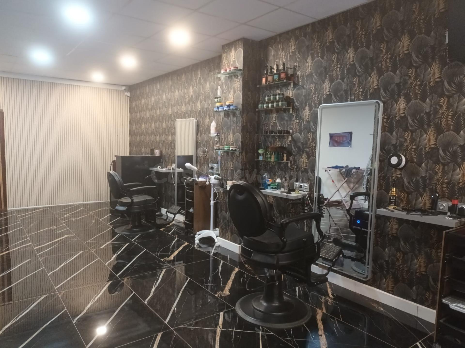 Peluquería en traspaso zona San José - Ontinyent - foto 4