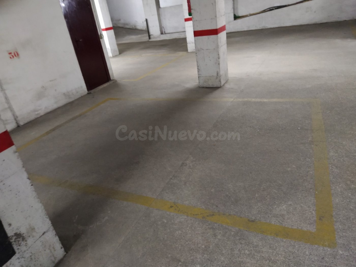 Plazas de parking en Josep Umbert 130 - foto 2