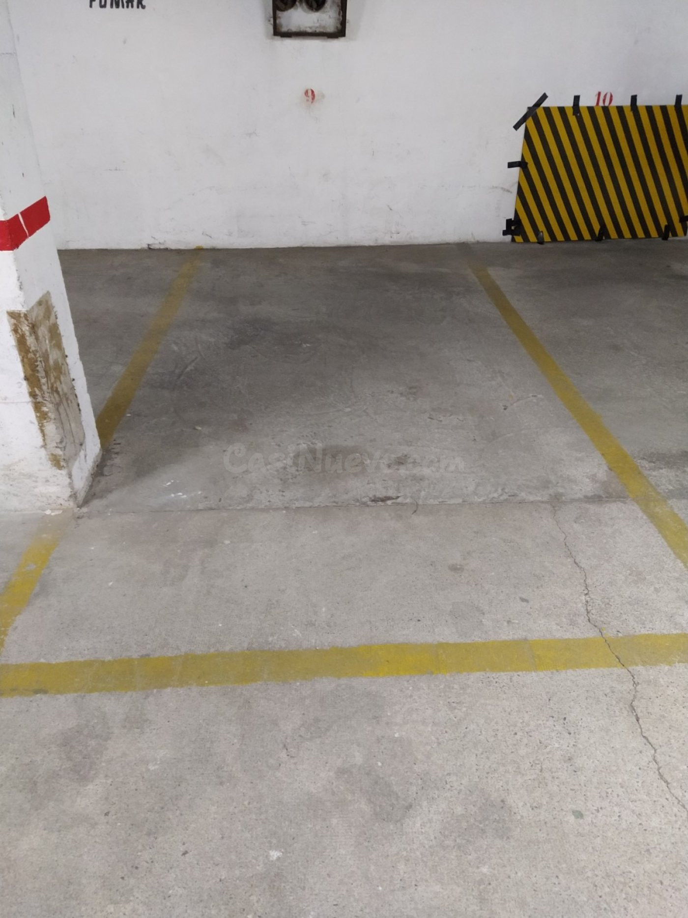 Plazas de parking en Josep Umbert 130 - foto 5