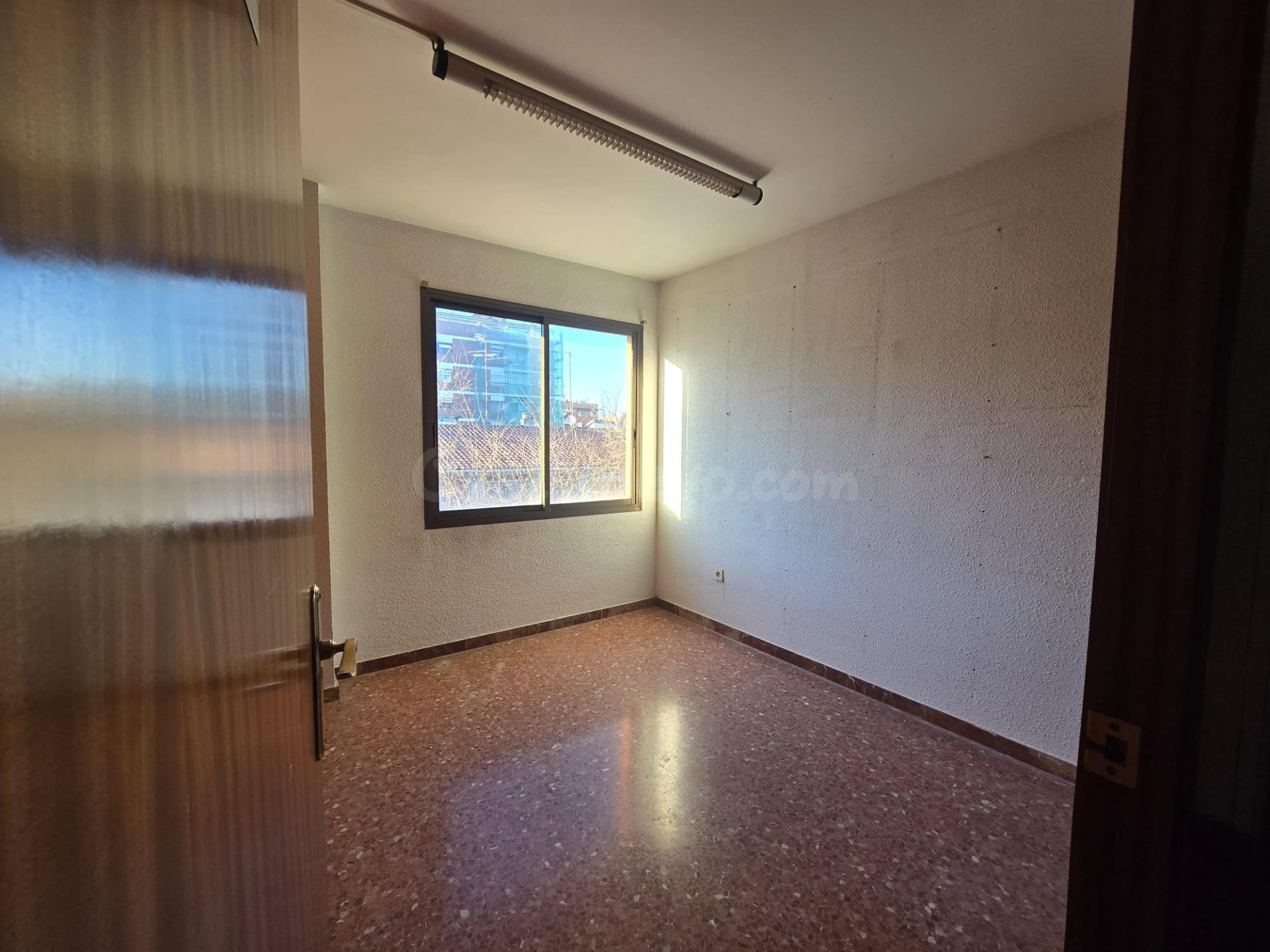 OFICINA A LA VENTA CON PLAZA DE GARAJE - foto 5