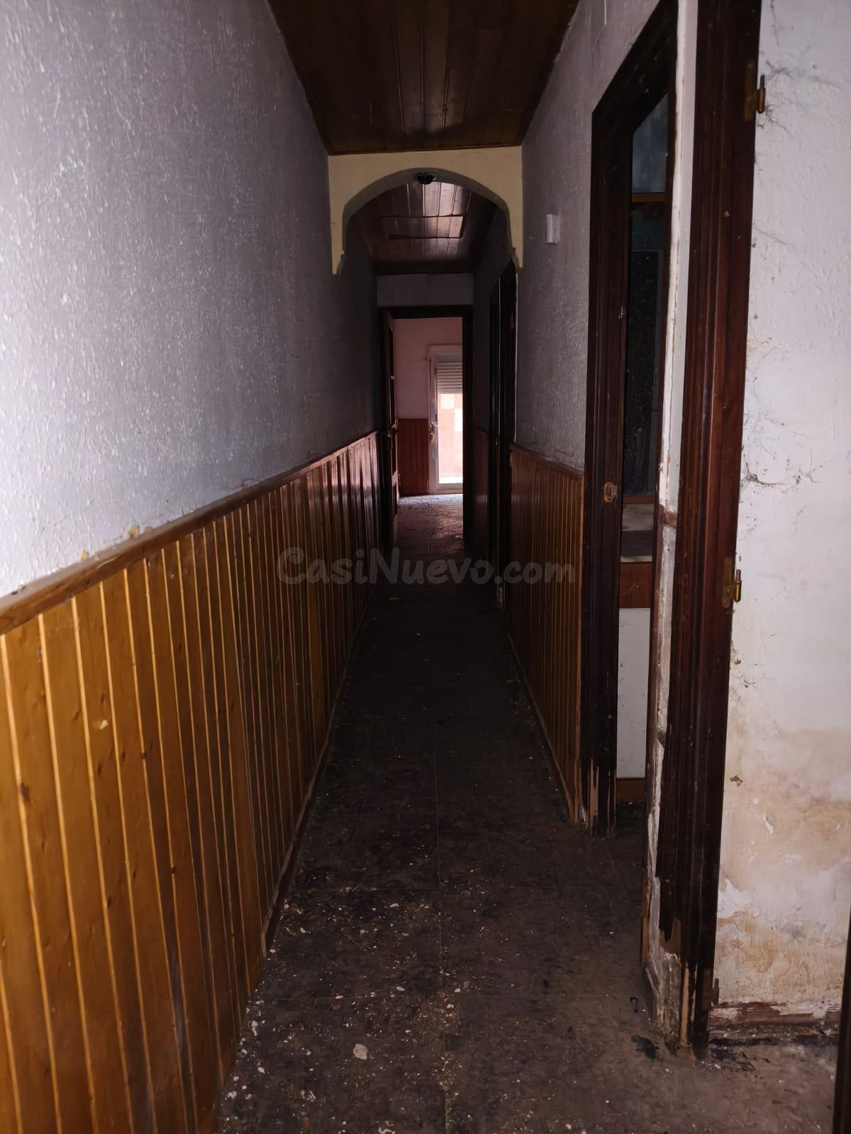 PISO PARA REFORMAR EN MATARÓ - foto 2