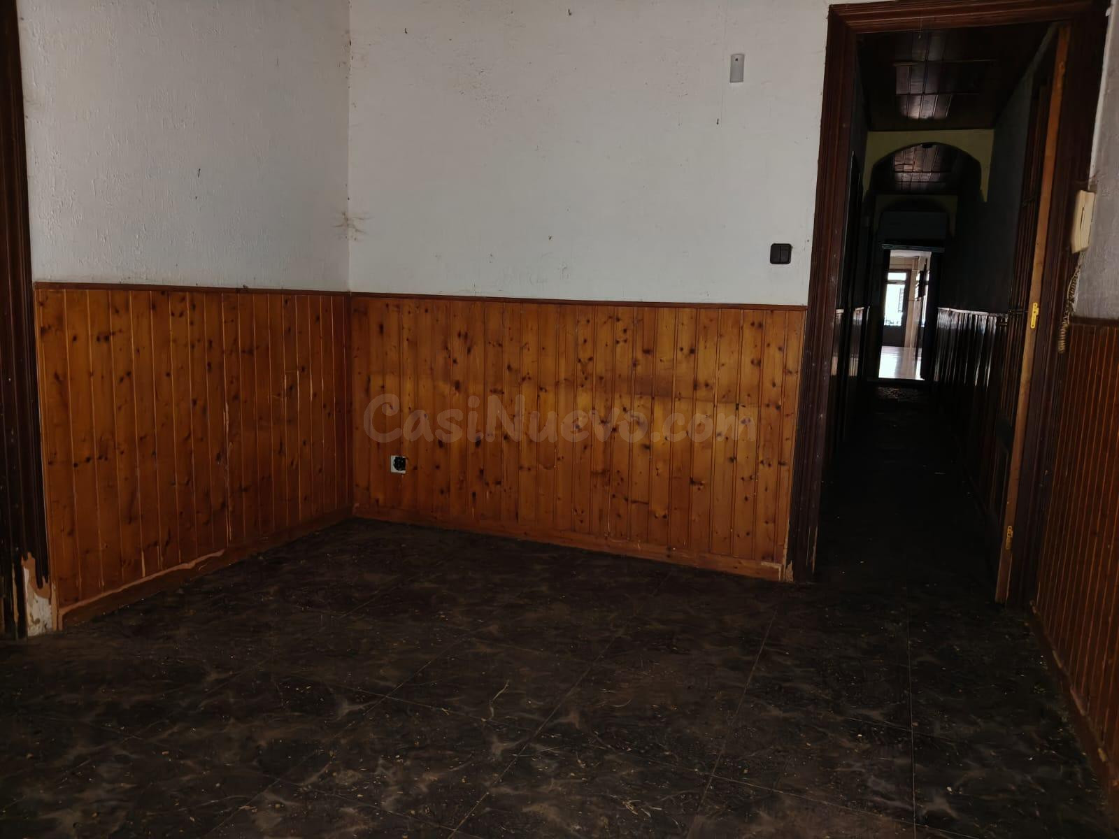 PISO PARA REFORMAR EN MATARÓ - foto 4