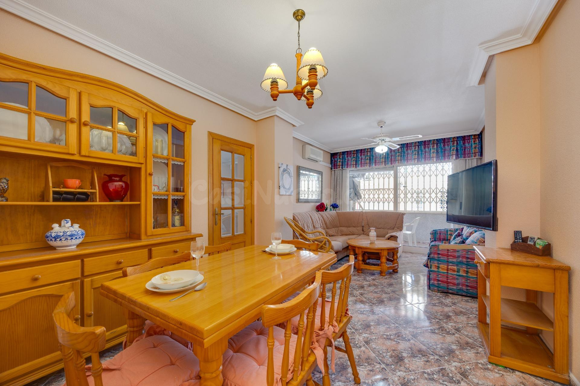 Apartamento de 2 dormitorios en Torrevieja, a 200m de la Playa de Los Locos