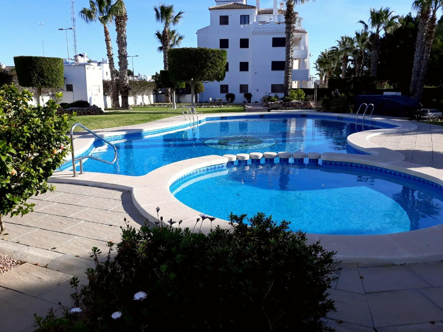 3 DORMITORIOS , 2 BAÑOS , RESIDENCIAL AZAHAR , ORIHUELA COST