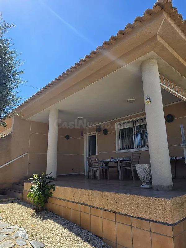 AGUAS NUEVAS, CHALETH EN VENTA...430M2 PARCELA 3 HABS 2 BAÑOS 425.000€ - foto 4