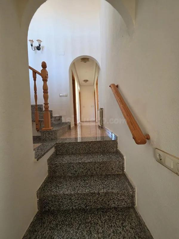AGUAS NUEVAS, CHALETH EN VENTA...430M2 PARCELA 3 HABS 2 BAÑOS 425.000€ - foto 5