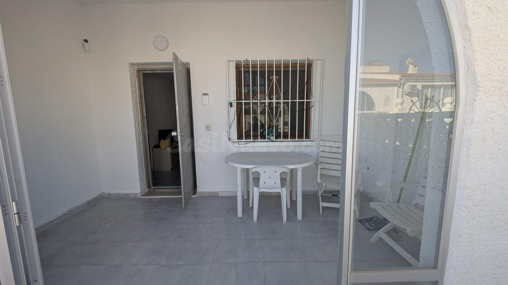 89.900€ TORREVIEJA BUNGALOW PLANTA BAJA 1 HAB!! - foto 5