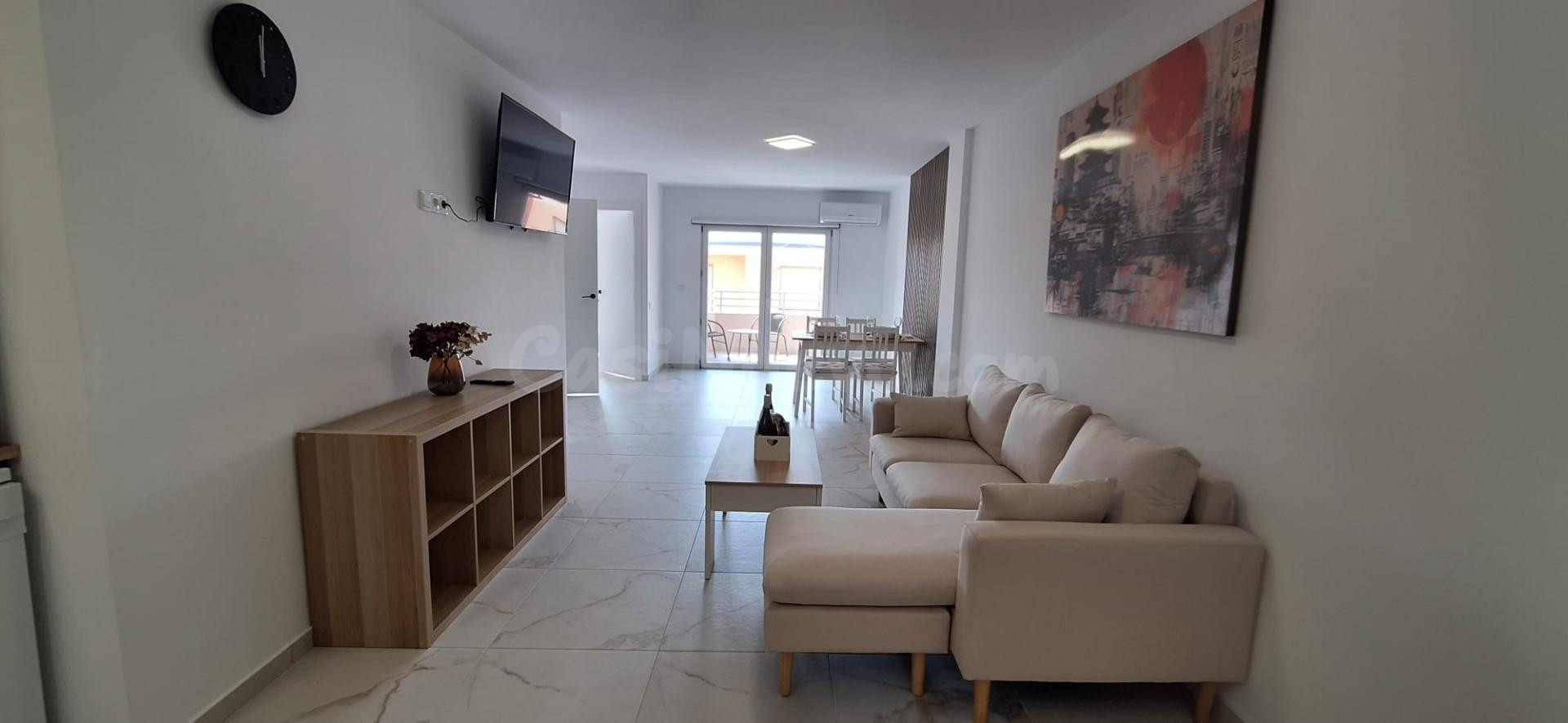 AL LADO PLAYA NAUFRAGOS TOTALMENTE REFORMADO 3 HABS Y 2 BAÑOS 240.000€