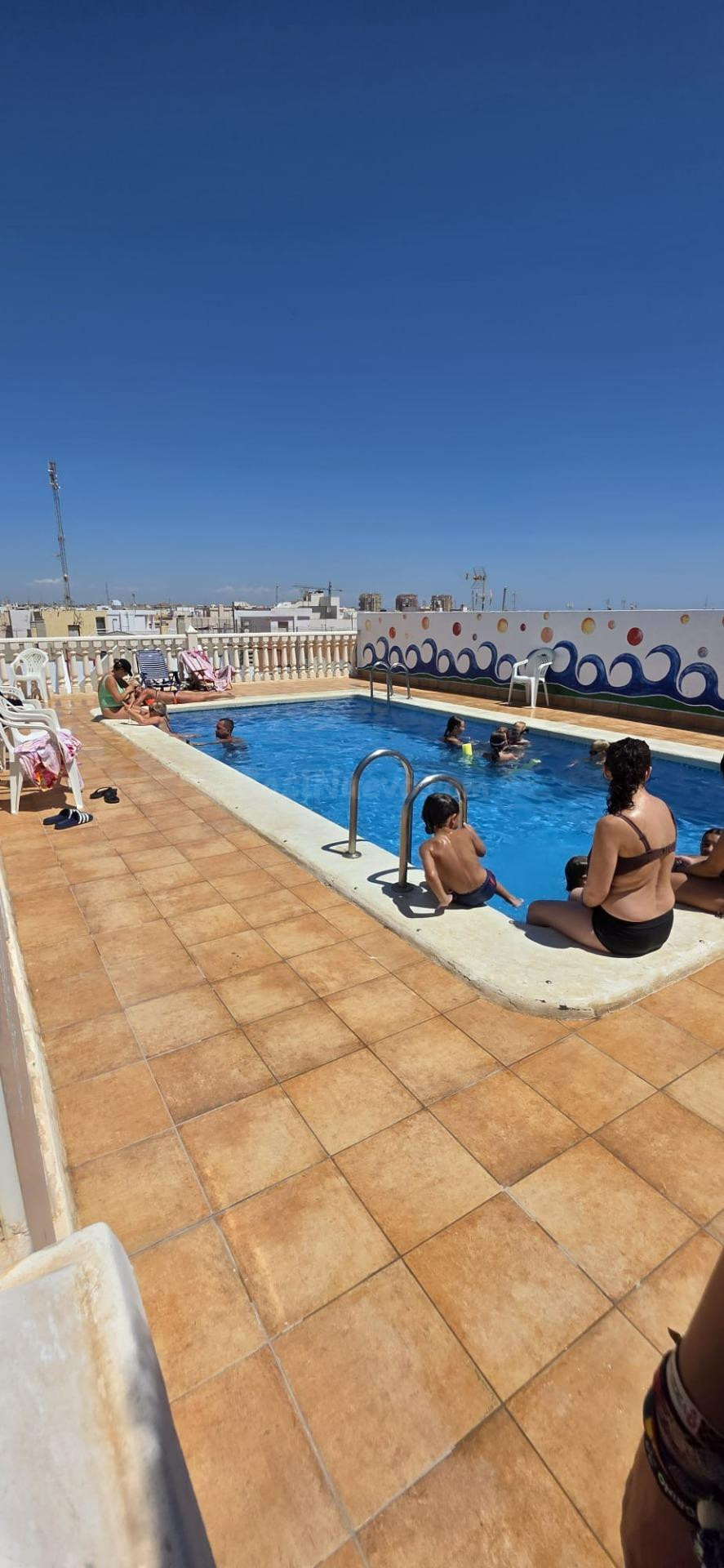 TORREVIEJA 'CASI PRIMERA LINEA, PISCINA VISTAS MAR 153.000 EUROS... - foto 2