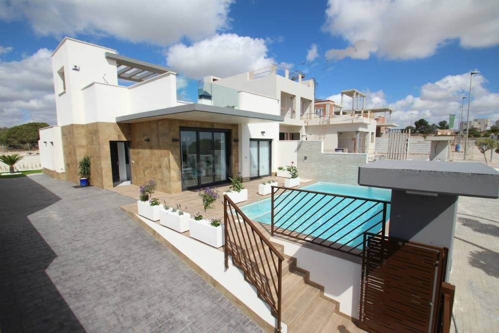 RESIDENCIAL DE VILLAS DE OBRA NUEVA EN SAN MIGUEL DE SALINAS - foto 2