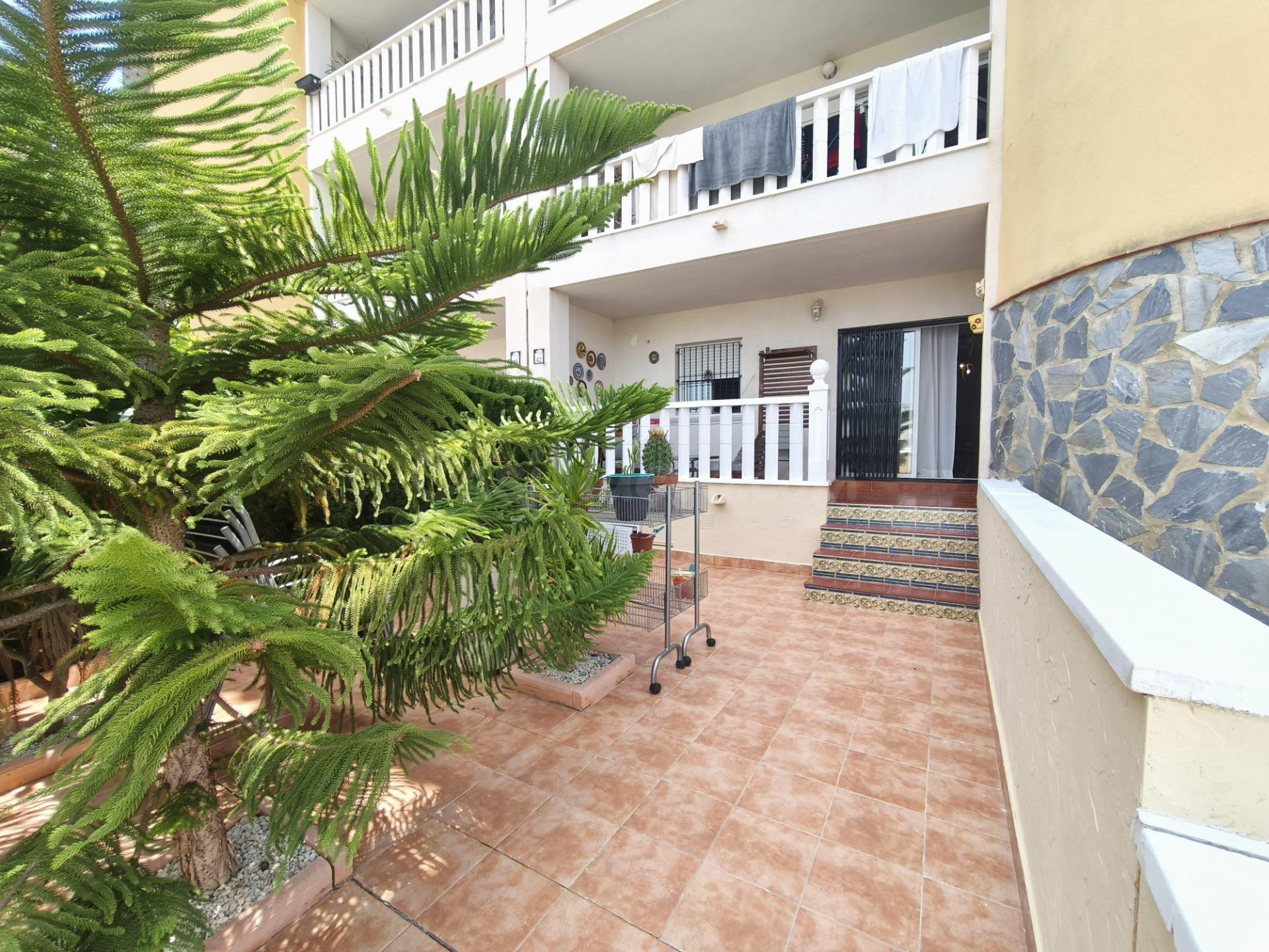 Apartamento de 2 dormitorios y 1 baño en Lomas de Cabo Roig, - foto 4