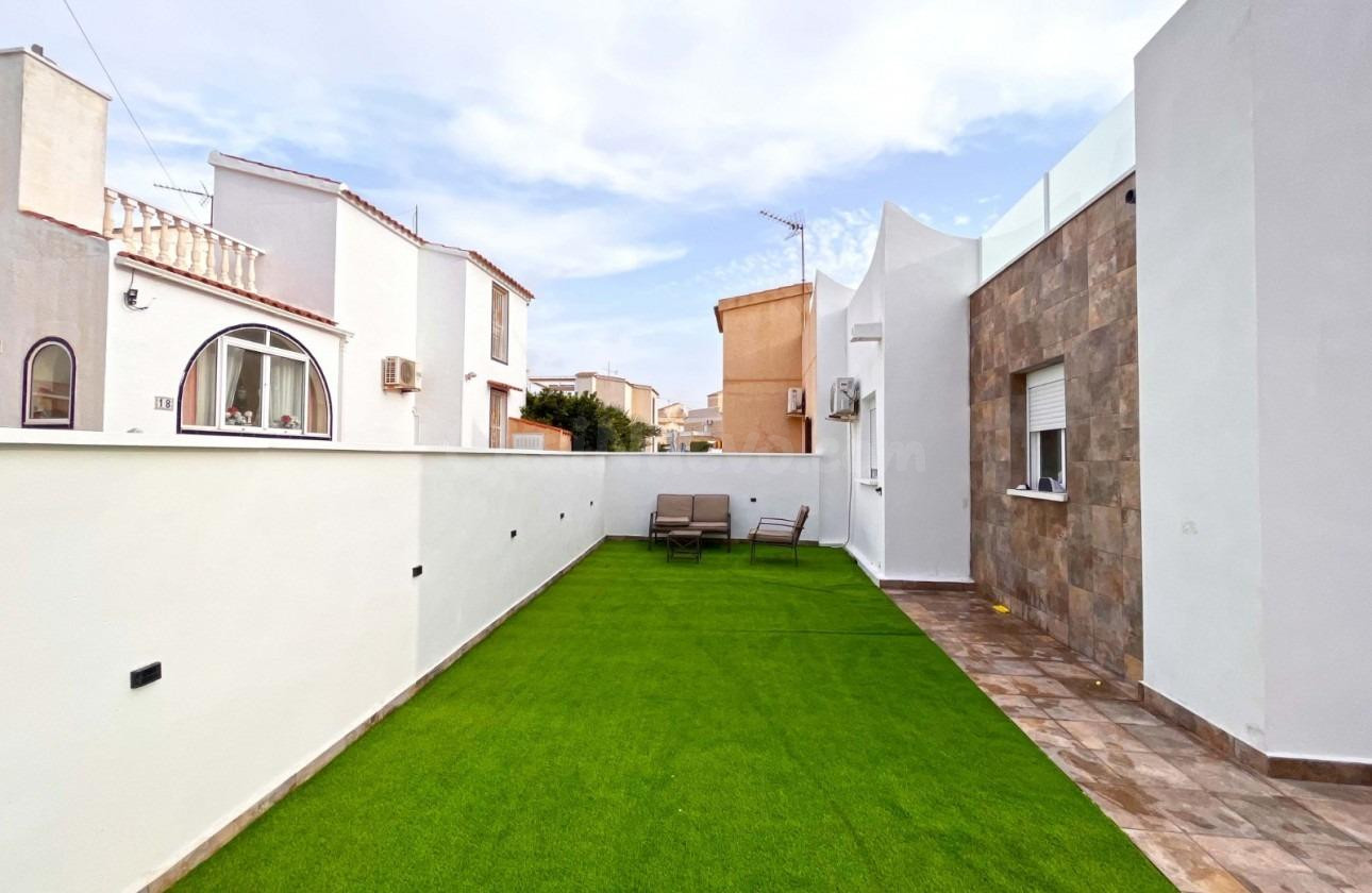 CHALET SEMI-INDEPENDIENTE TOTALMENTE REFORMADO EN ORIHUELA C - foto 3