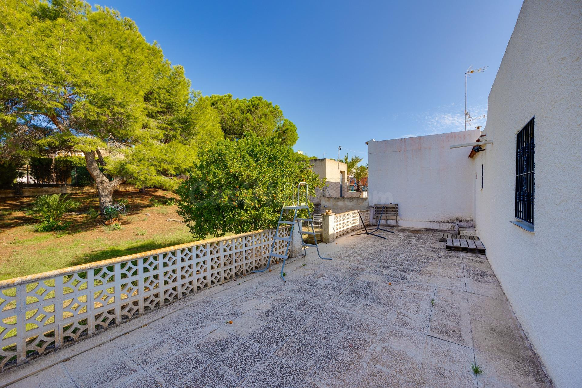 CHALET INDEPENDIENTE EN LOS BALCONES, TODO EN UNA PLANTA - foto 3