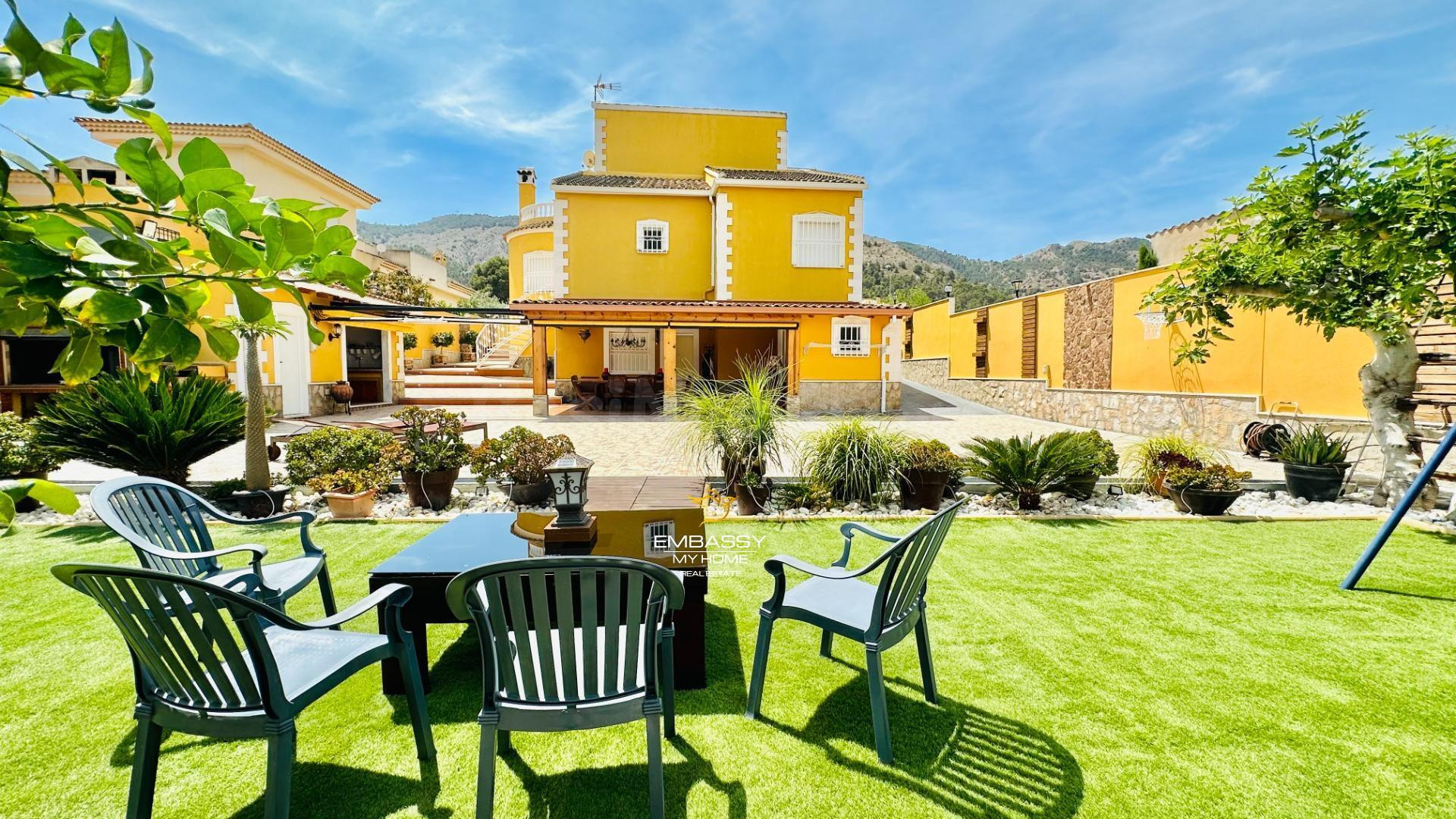 Magnifica villa en Orihuela con piscina privada - foto 2