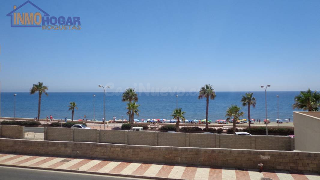 “Dúplex Reformado con Terraza, Vistas al Mar y Todas las Com - foto 2