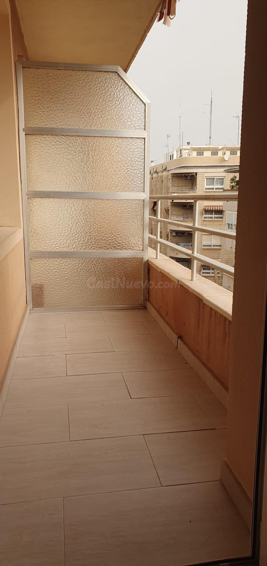 Piso céntrico con ascensor a 5 min del mar – Torrevieja - foto 3