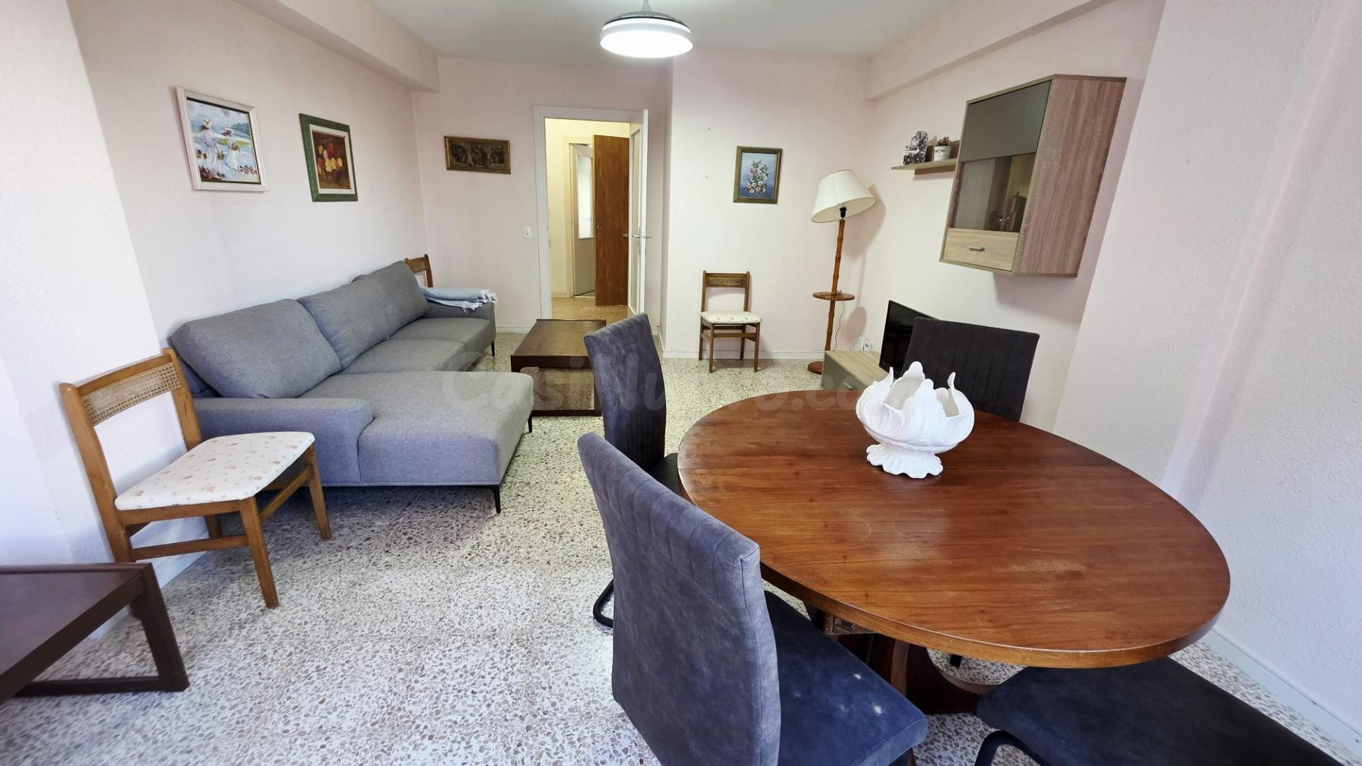 Piso en Alquiler de Larga Estancia en Primera Línea – Paseo  - foto 5