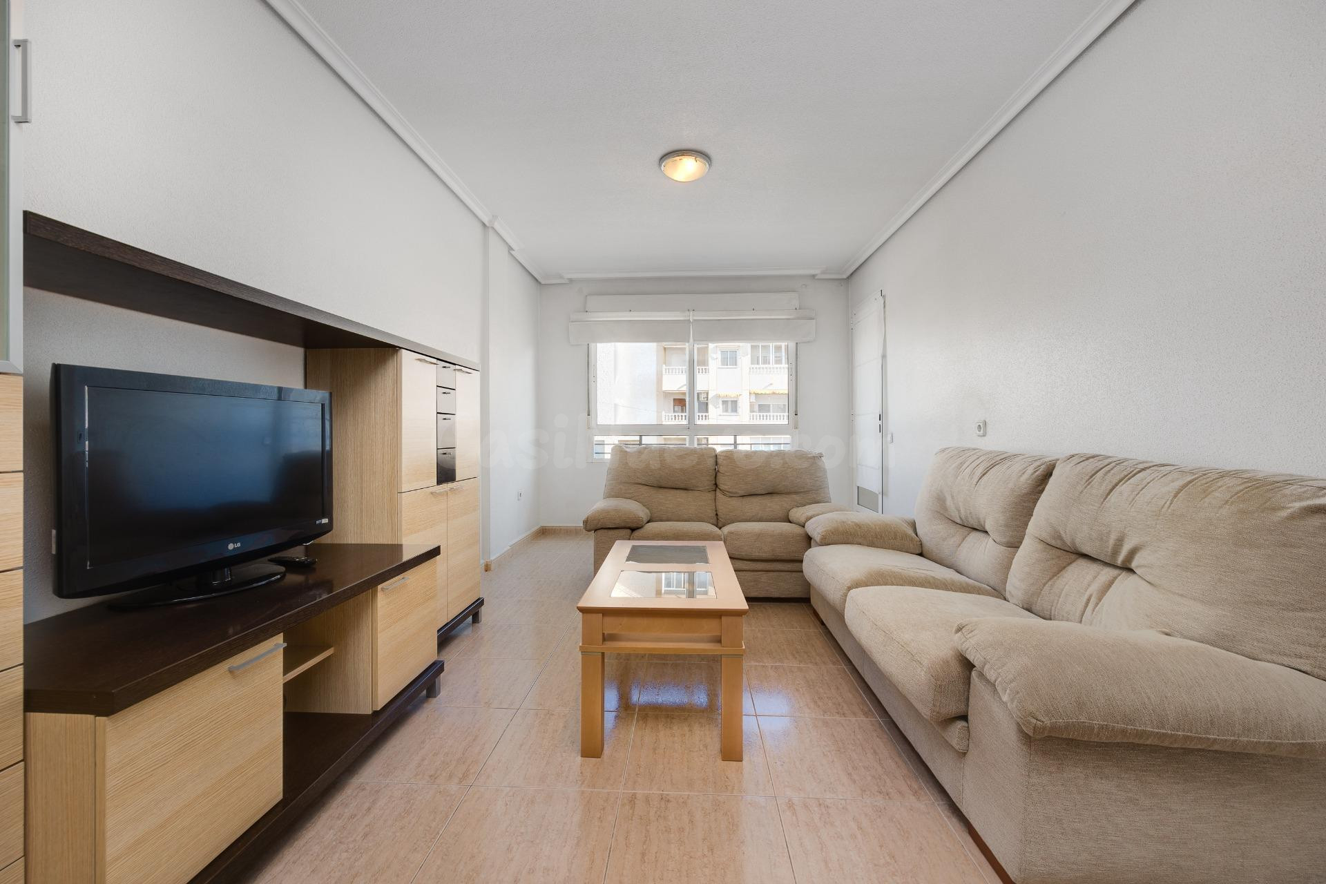 Venta de amplio apartamento seminuevo Ed.Torreaguas Torrevie - foto 3