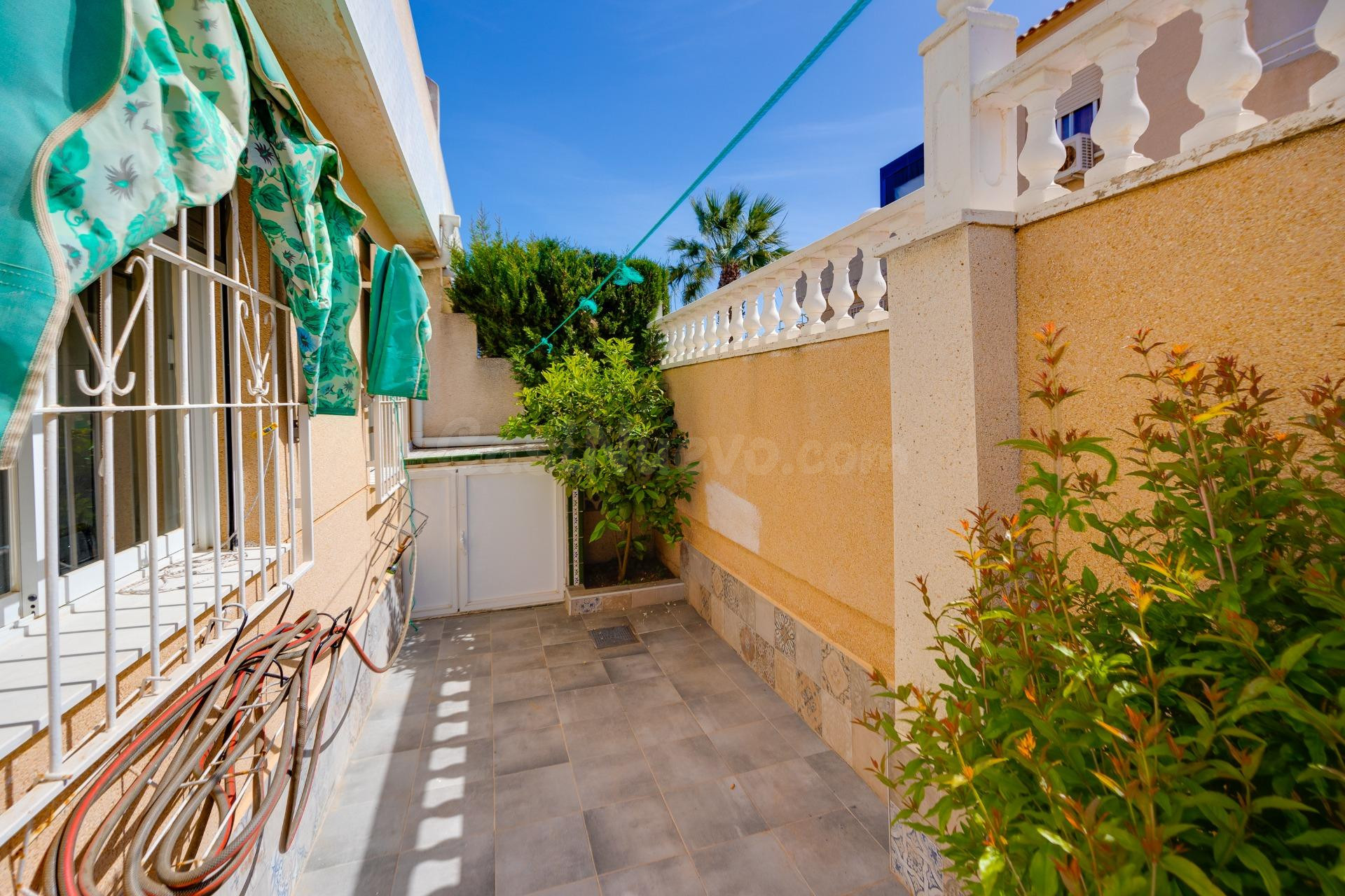 Chalet de dos dormitorios en Los Altos - foto 4