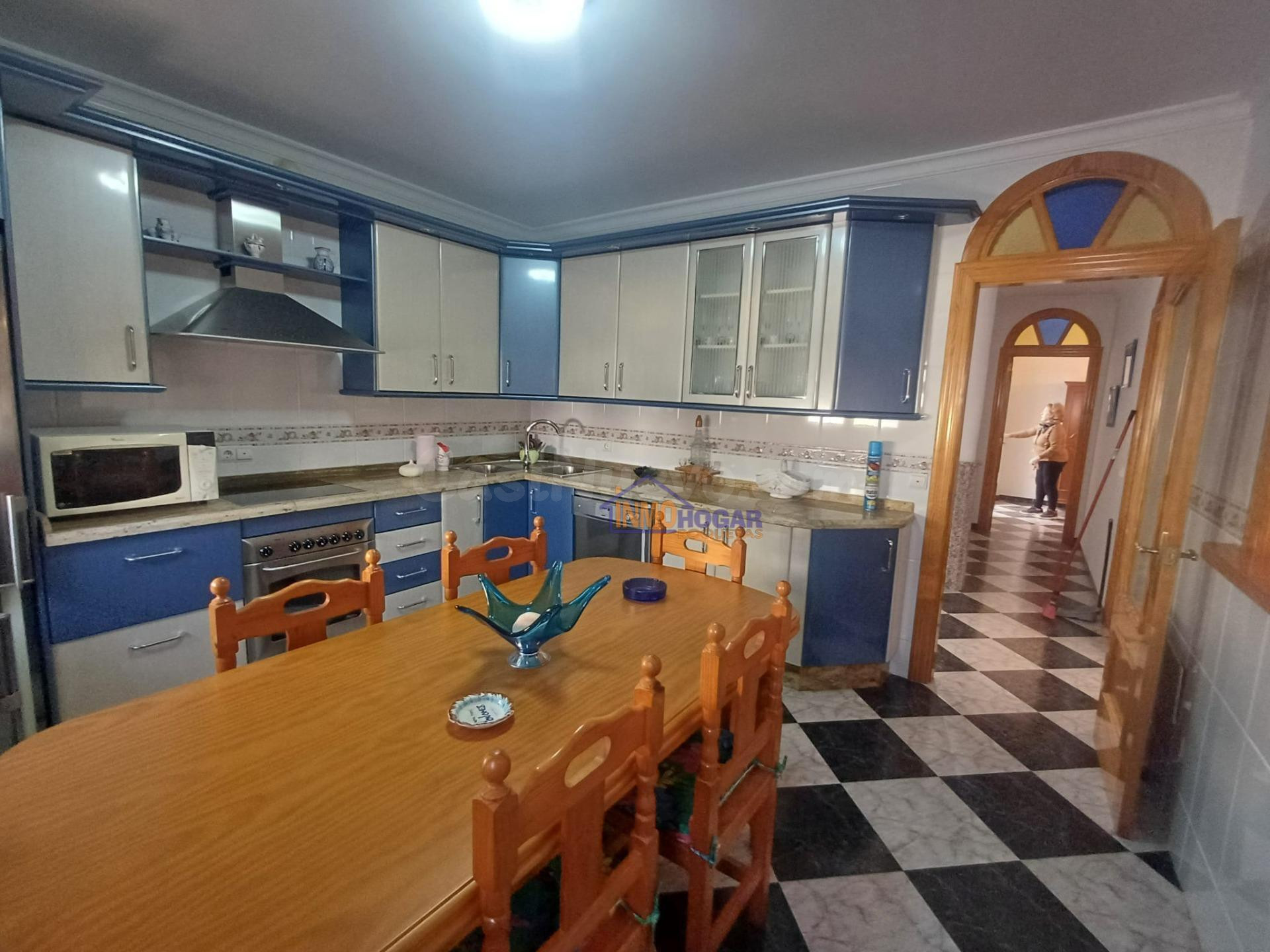 "GRAN DUPLEX CON 2 LOCALES DE 60 MTR, EN AGUADULCE" - foto 4
