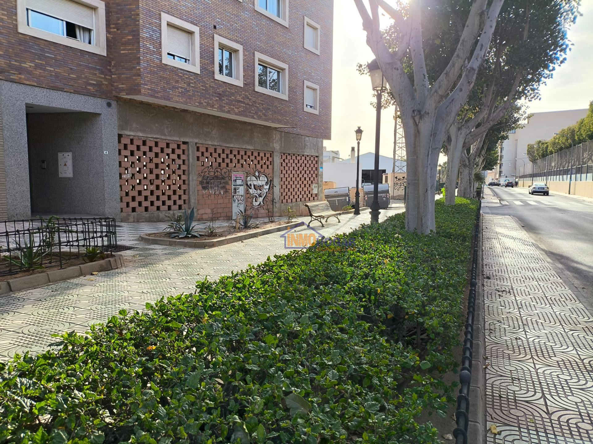 Local comercial 155m² en venta - ROQUETAS DE MAR - foto 5