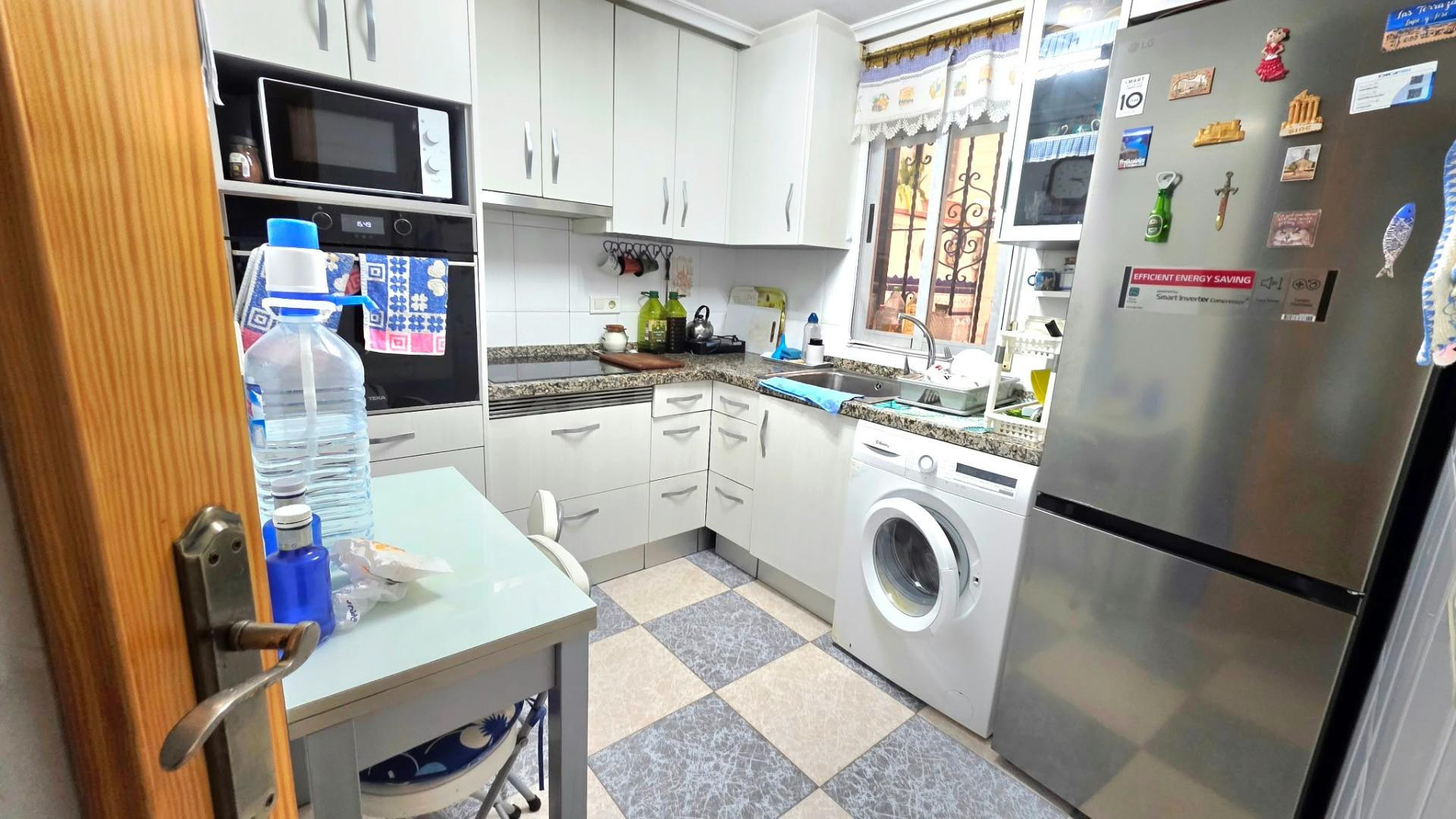 Acogedor Apartamento de 2 habitaciones en La Mata, Torrevieja. - foto 5