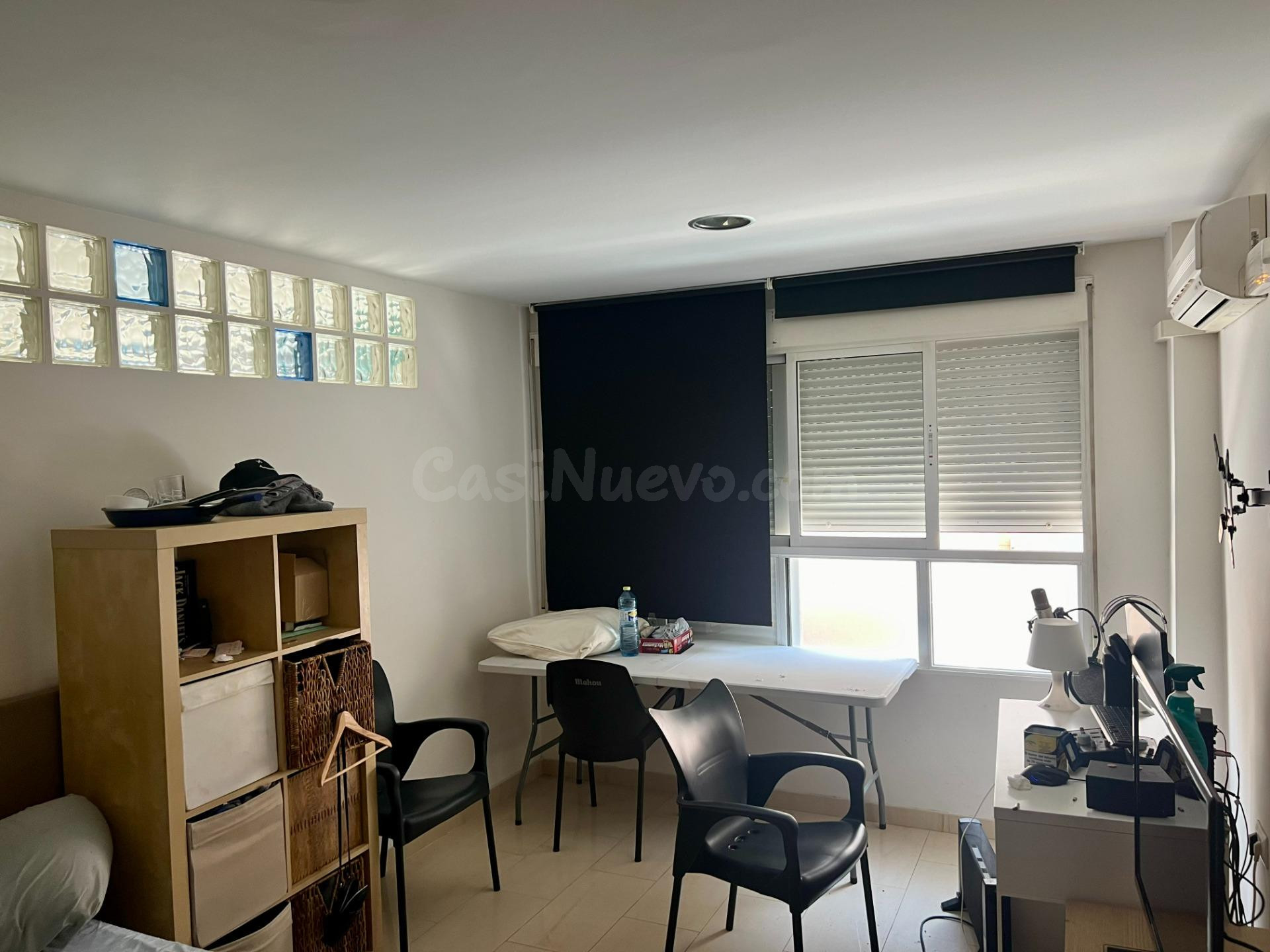 Local comercial reformado en entresuelo en pleno centro de O - foto 4