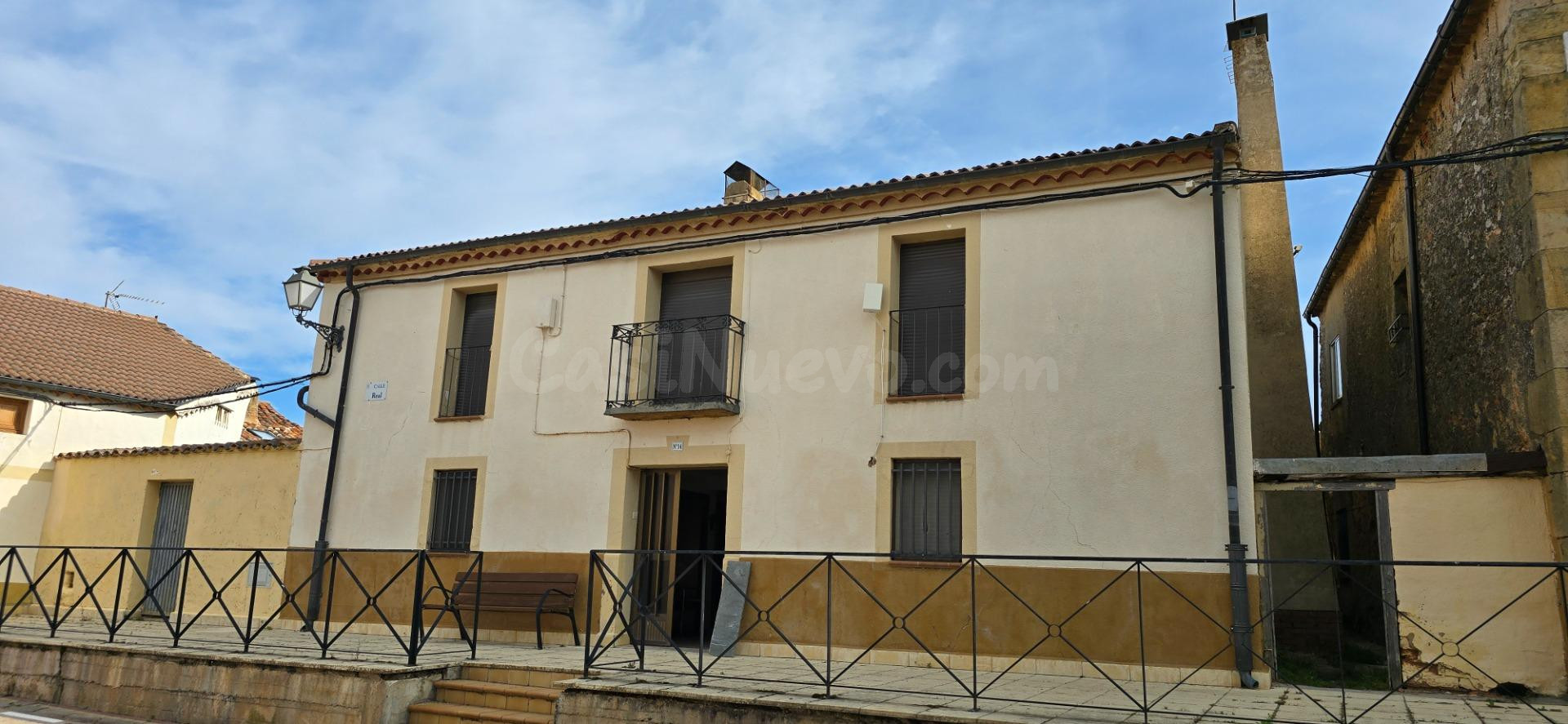 275 m2 de Vivienda unifamiliar con 250 m2 de jardín en Naval