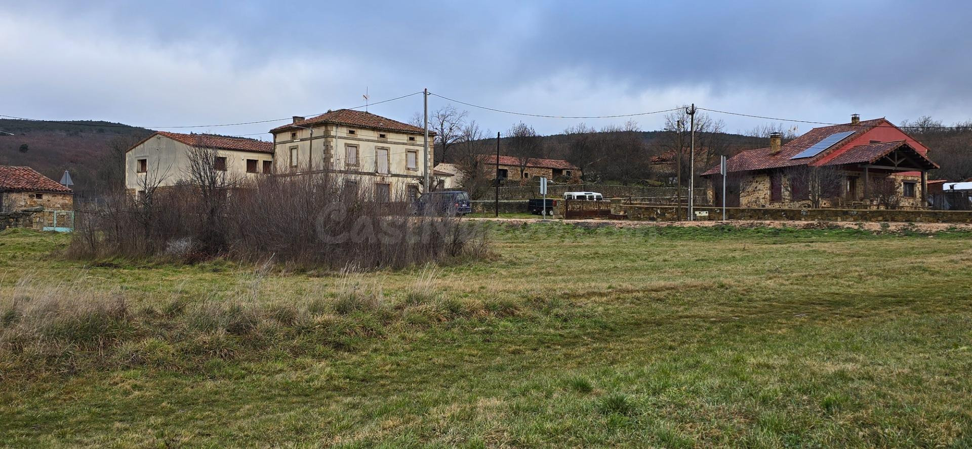 Solar urbano Nº2 en  El Royo- Soria. 423 m2 parcela, 300 m2 const.edificab. aprox por 60.000 € - foto 4