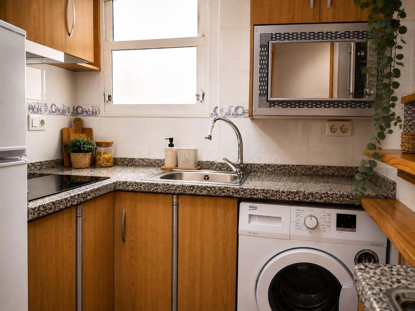 SE VENDE BONITO Y LUMINOSO APARTAMENTO ORIENTADO AL SUR!!!!! - foto 4