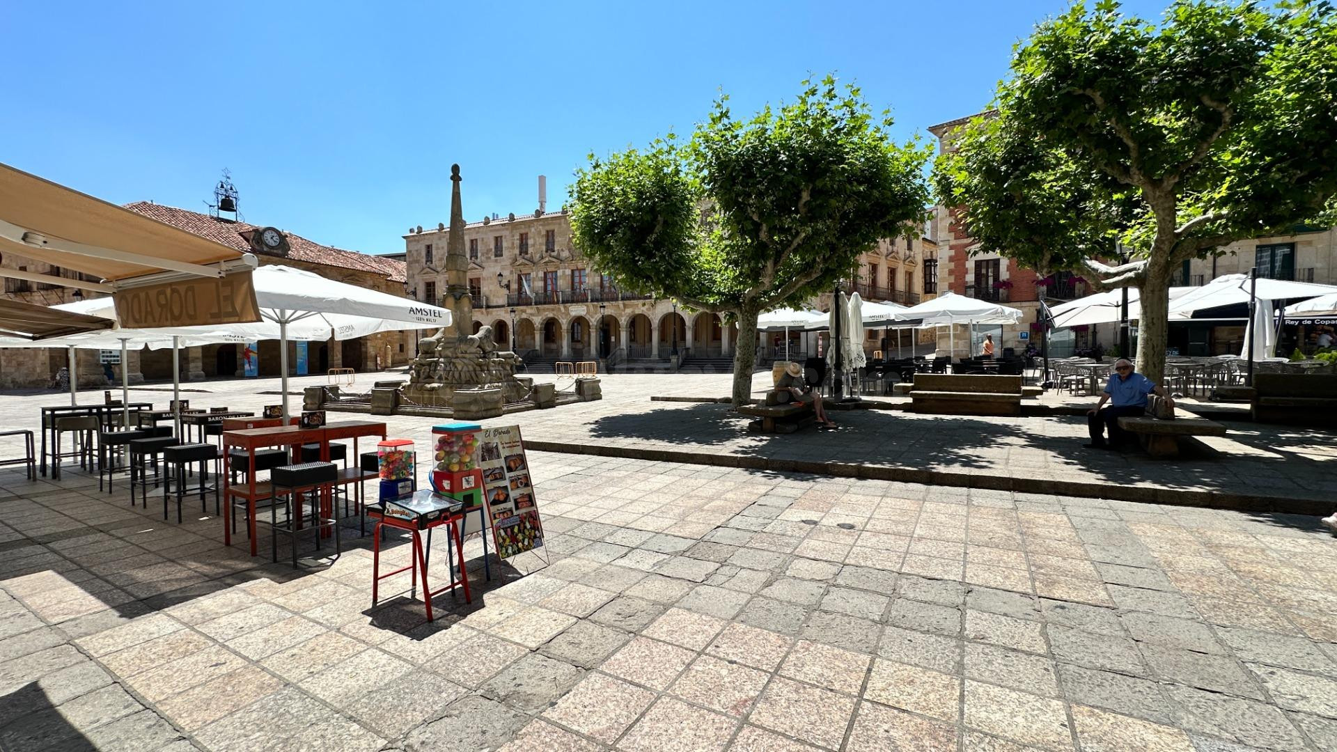 Bar -Restaurante en la misma Plaza Mayor de Soria