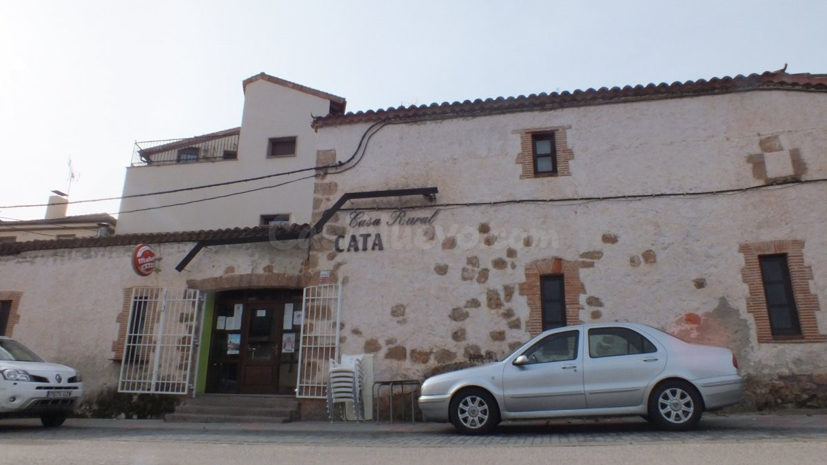 Oportunidad única a solo 7 km de Soria: versátil, con historia y lista para tu proyecto