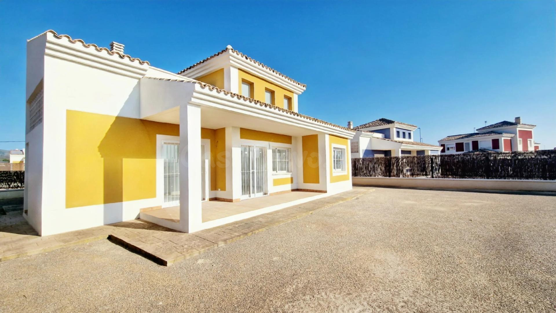 Villas de nueva construcción en amplias parcelas de más de 5