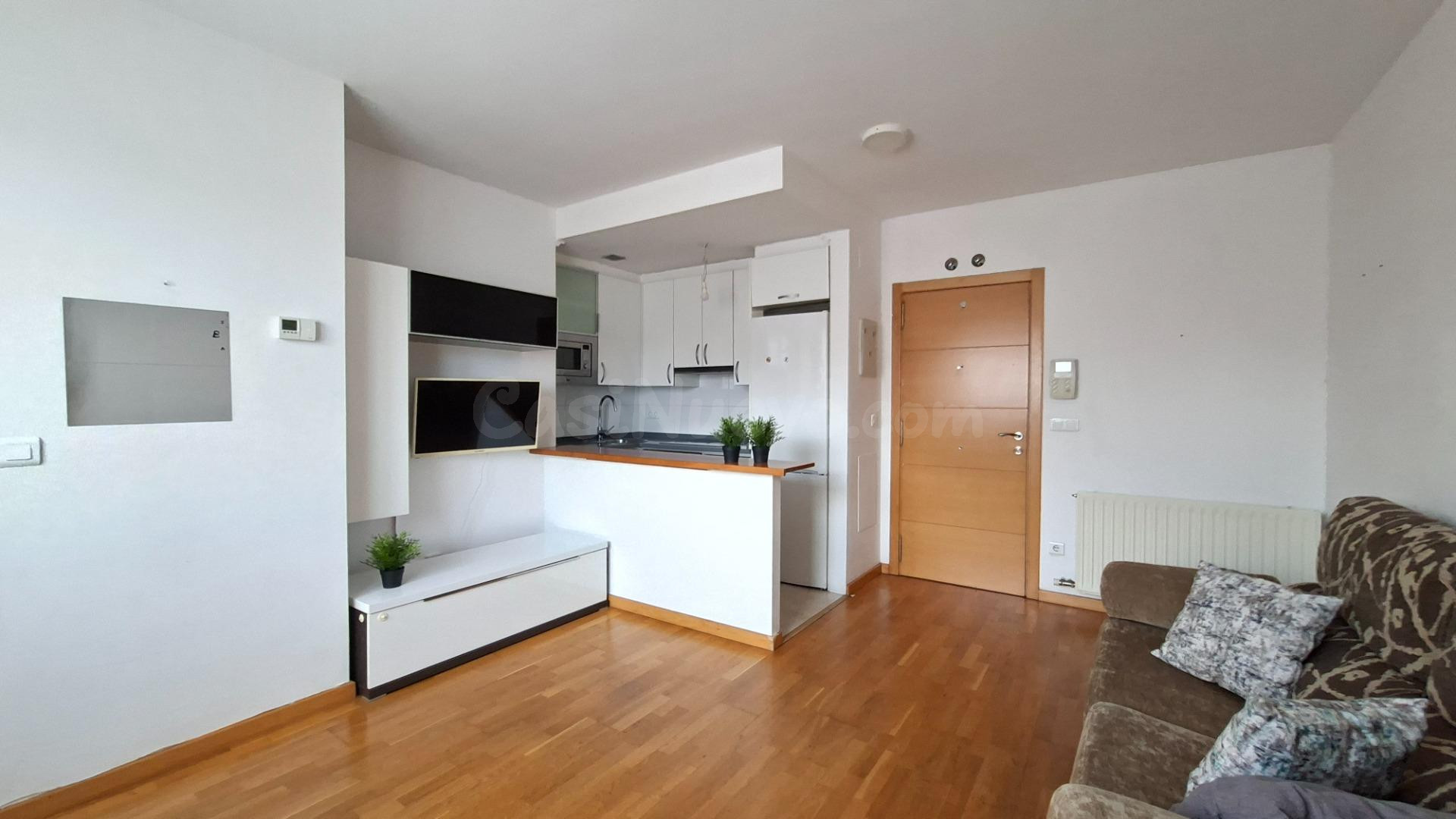 Apartamento en Camaretas: tu primera vivienda o una inversión inteligente. - foto 4