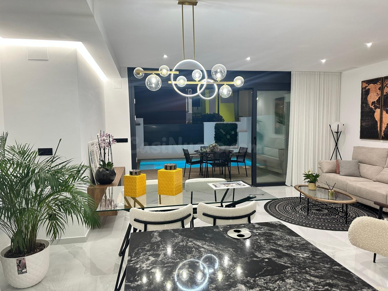 Villas modernas en venta en San Pedro del Pinatar cerca de l - foto 3