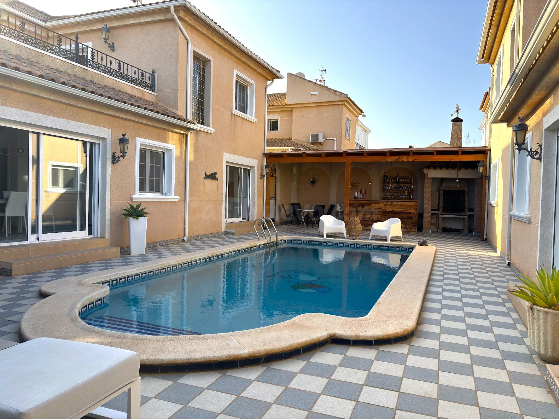 ¡Dos villas independientes en una misma parcela cerca del ma - foto 2