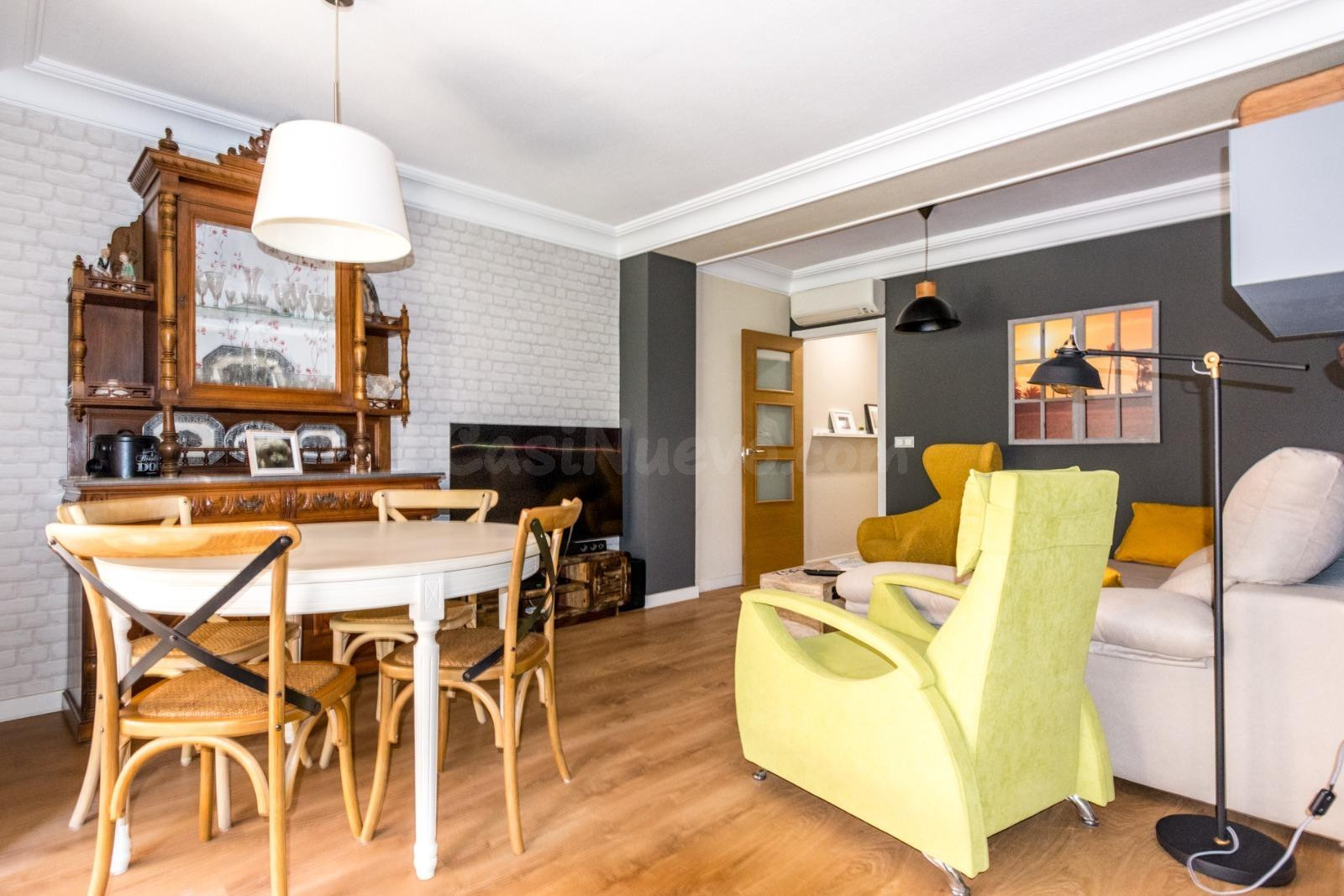 Amplio apartamento en el corazón de Torrevieja - foto 3